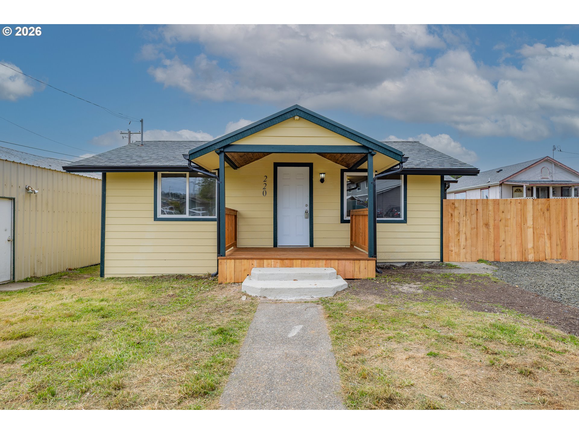 220 WASSON ST, CoosBay, OR 97420