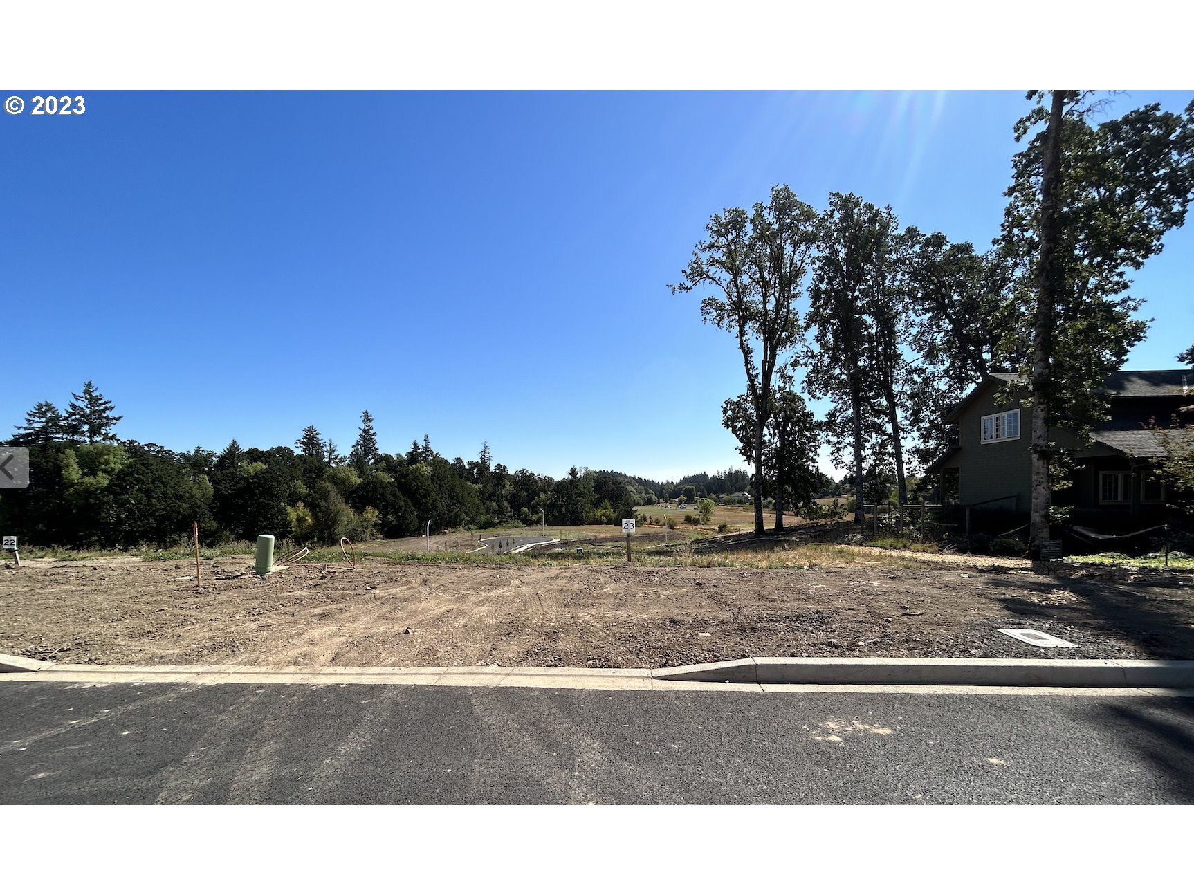 2852 Pinot Noir DR, McMinnville, OR 97128