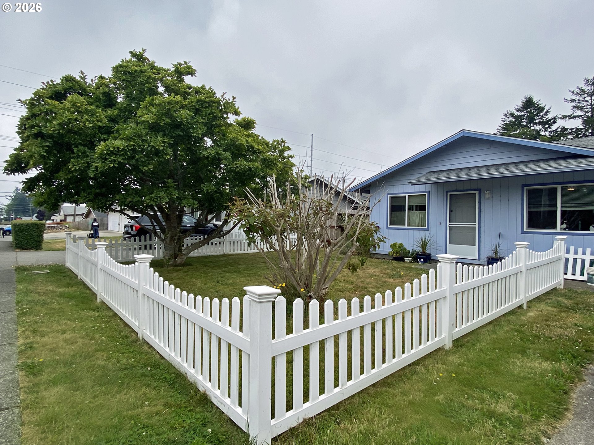 713 PIONEER RD, Brookings, OR 97415