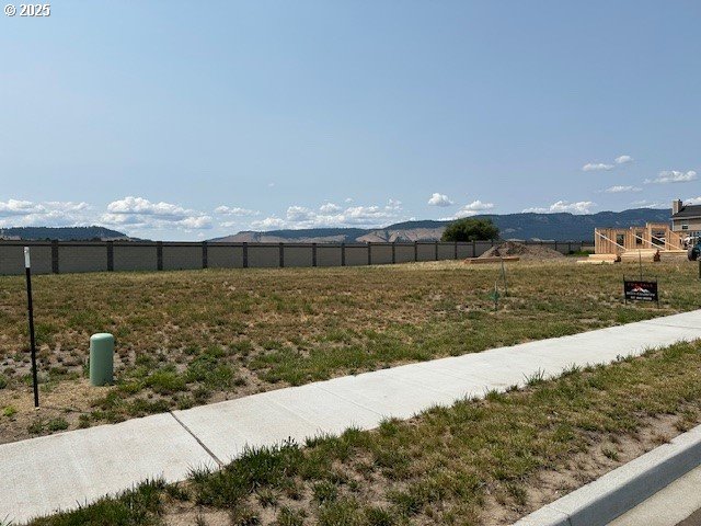 10806 Carrie WAY, IslandCity, OR 97850