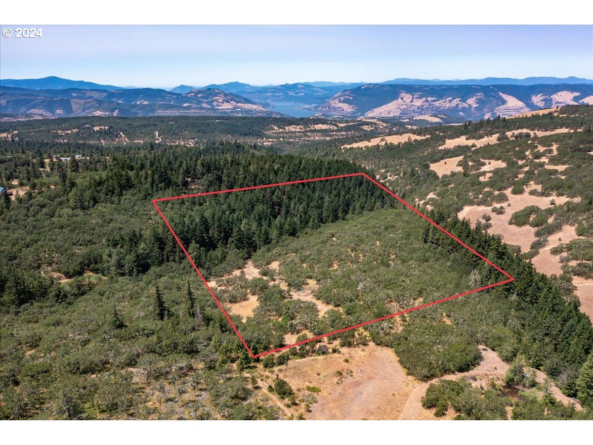 6538 HALLIBURTON RD, TheDalles, OR 97058