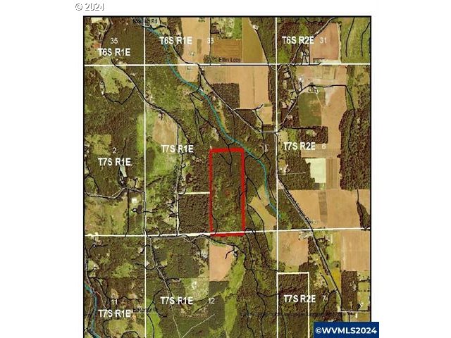 000 Crooked Finger RD, ScottsMills, OR 97375