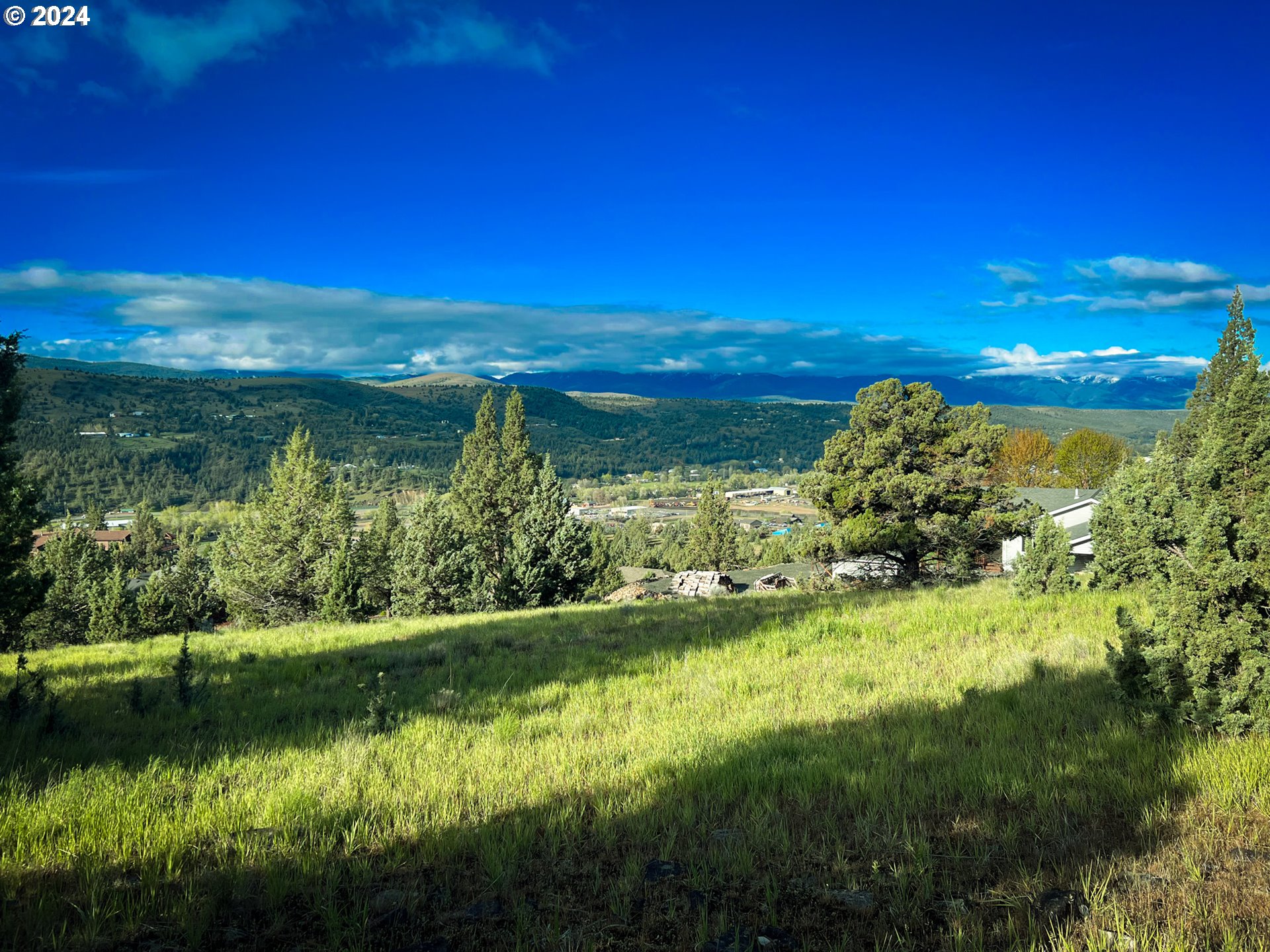 229 VALLEY VIEW DR, JohnDay, OR 97845