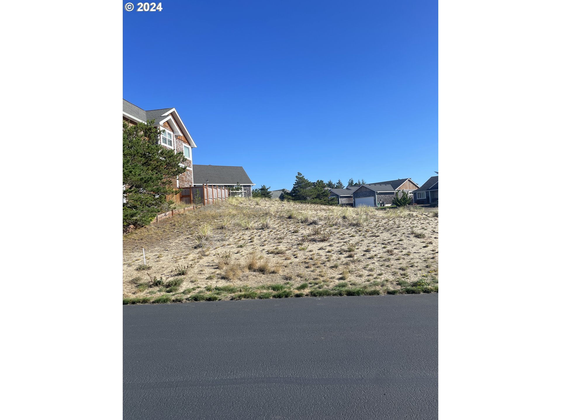 Shore Pine LN, Manzanita, OR 97130