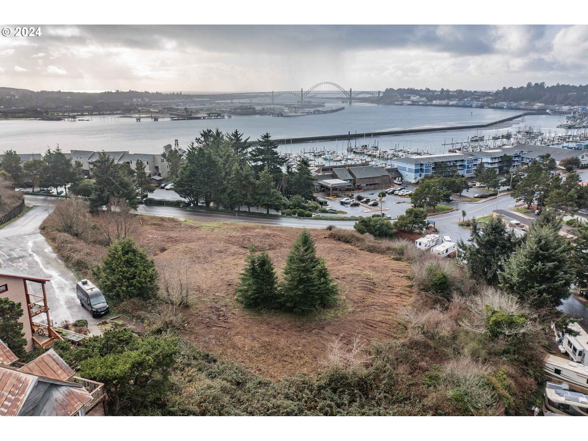 1005 BAY BLVD, Newport, OR 97365