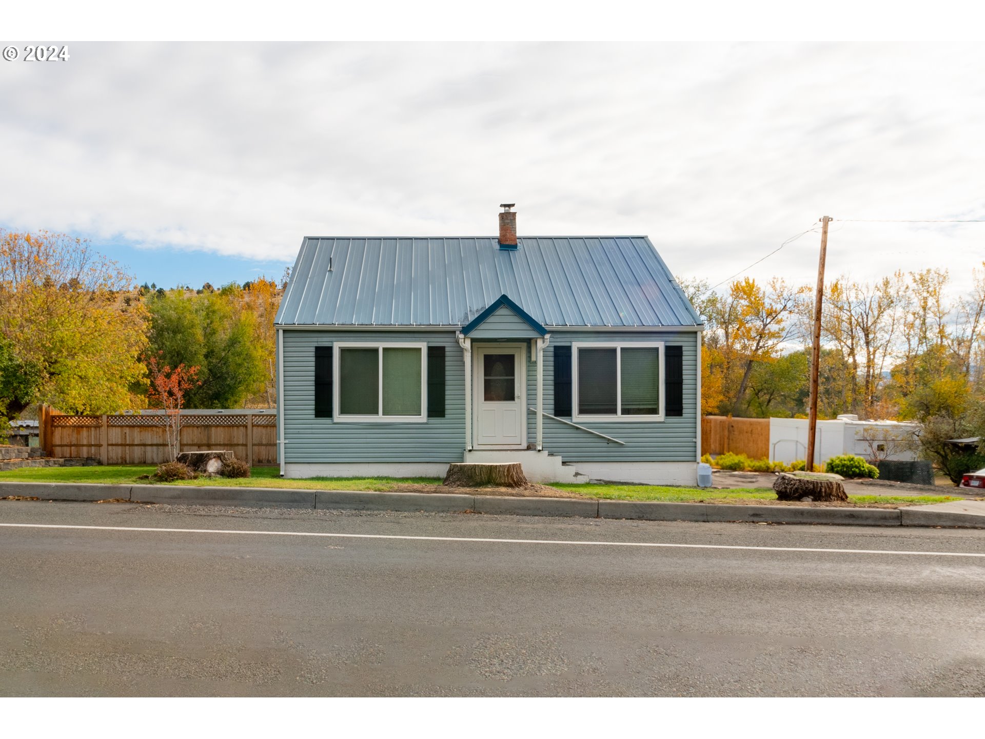 410 MOUNTAIN BLVD, MountVernon, OR 97865