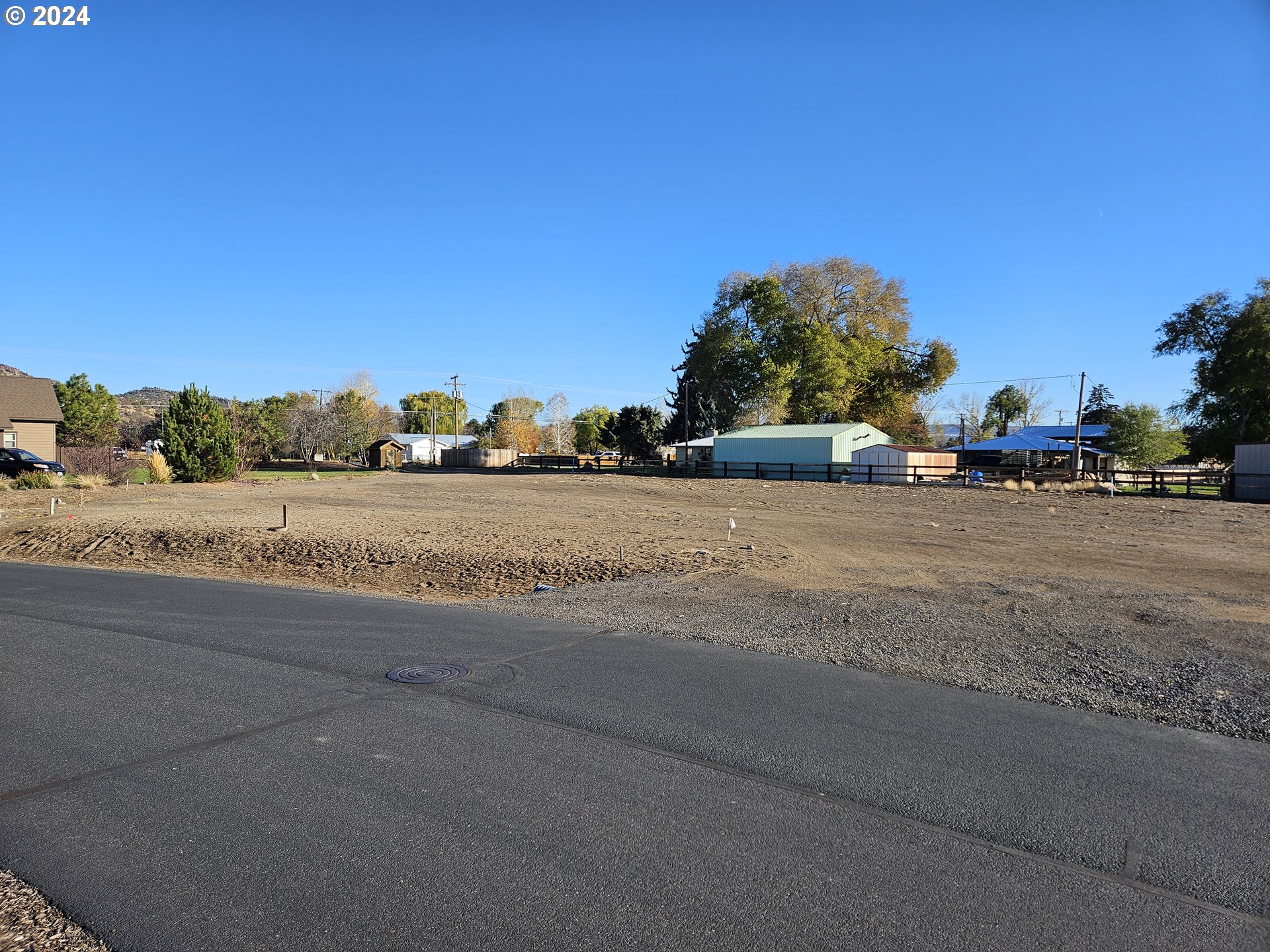 240 SADDLE RIDGE LOOP, Prineville, OR 97754