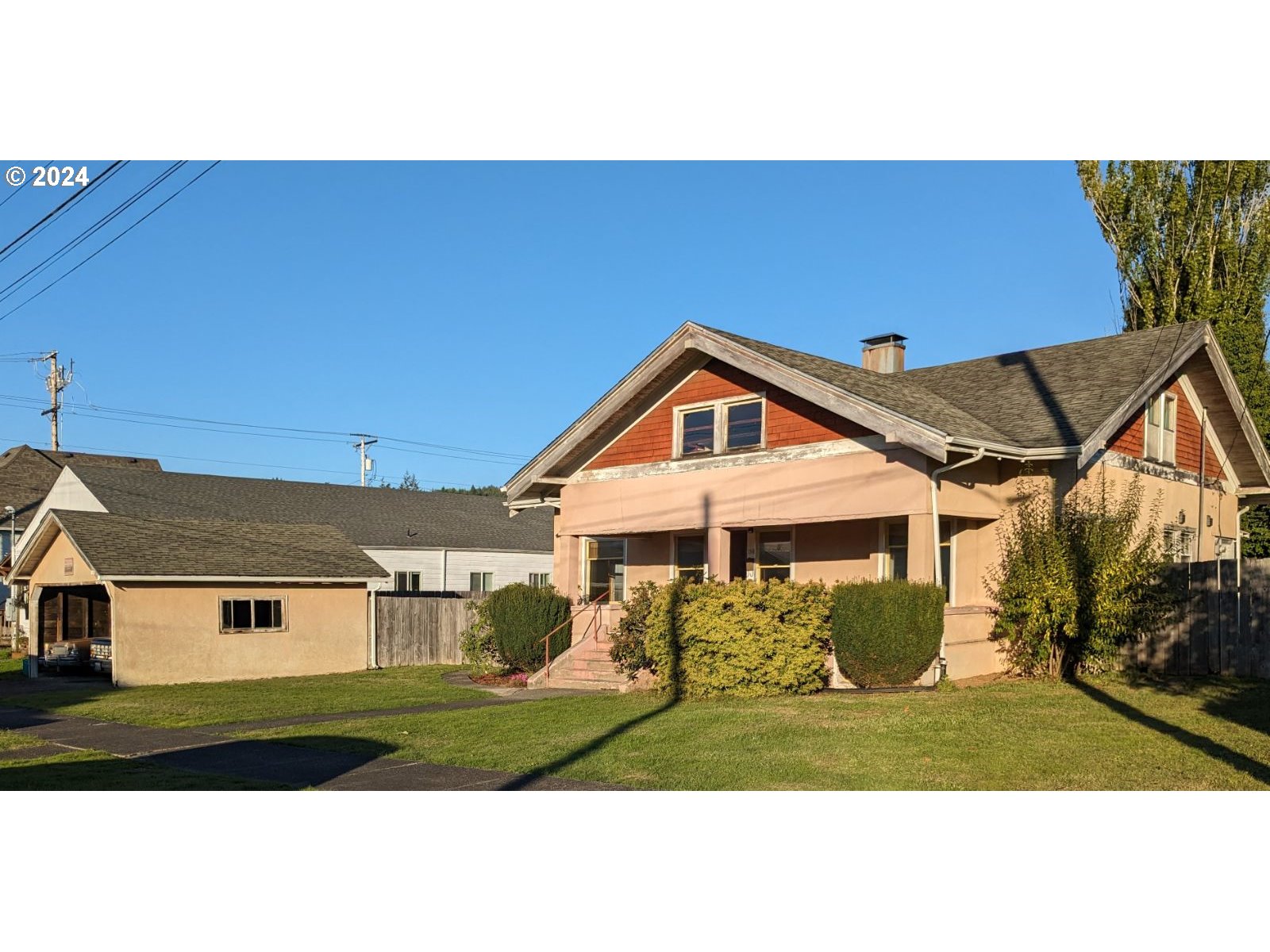 150 DEAN ST, Coquille, OR 97423