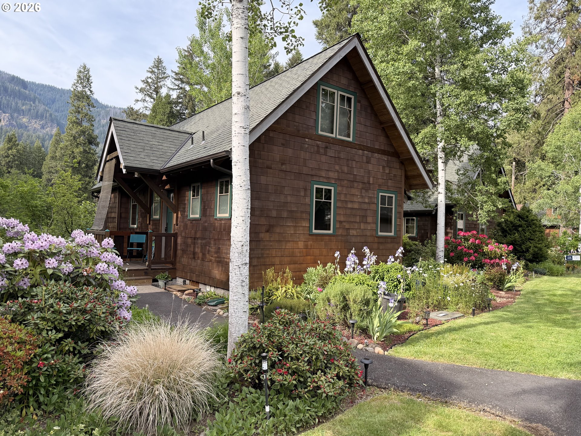 56483 MCKENZIE HWY, McKenzieBridge, OR 97413