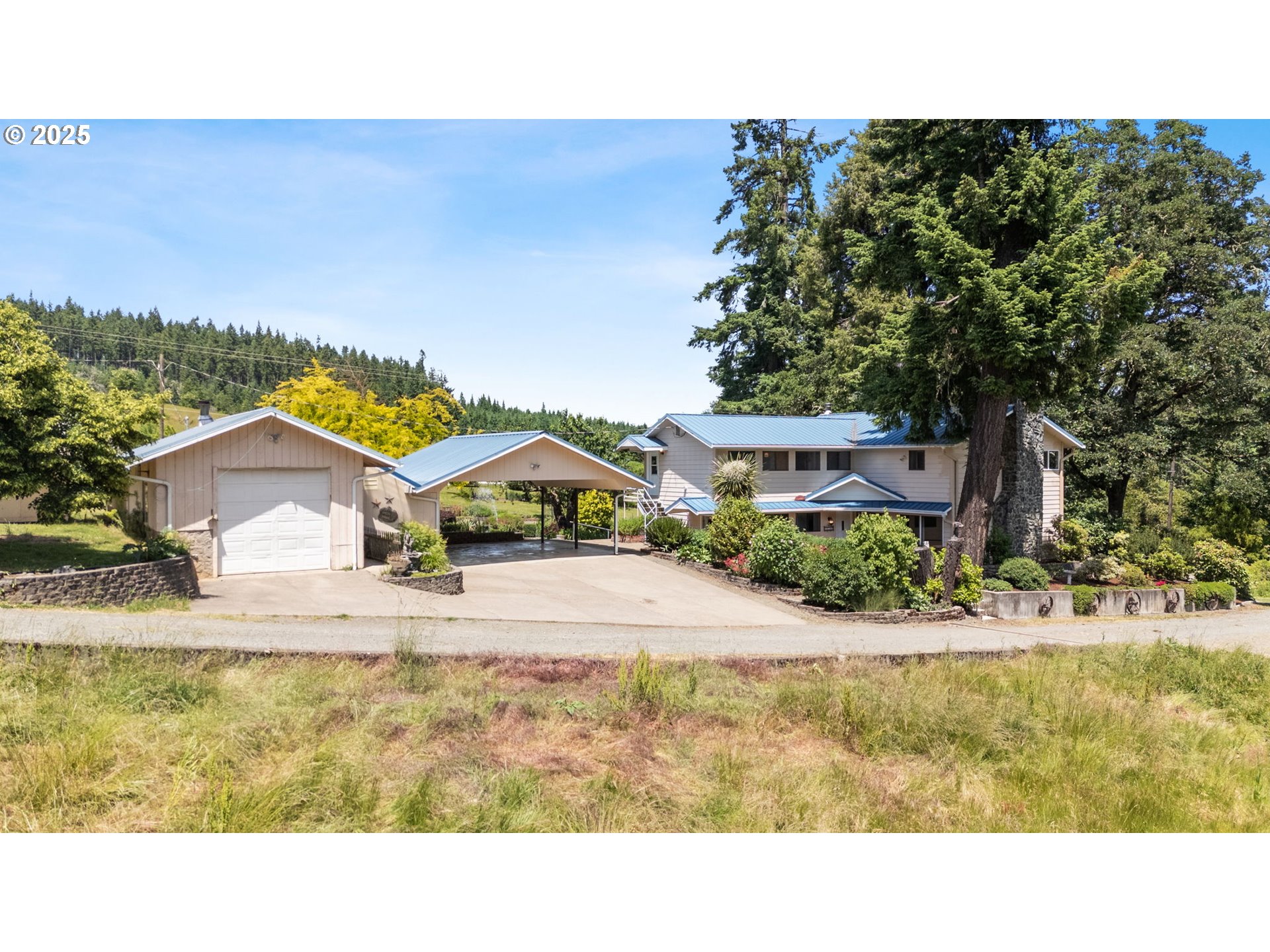31762 NICHOLS LN, CottageGrove, OR 97424