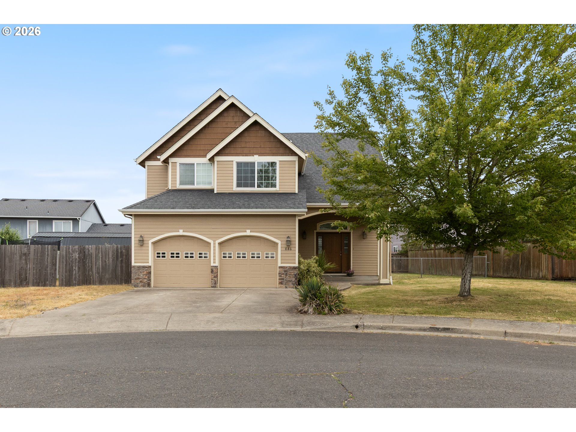 886 7TH ST, Harrisburg, OR 97446