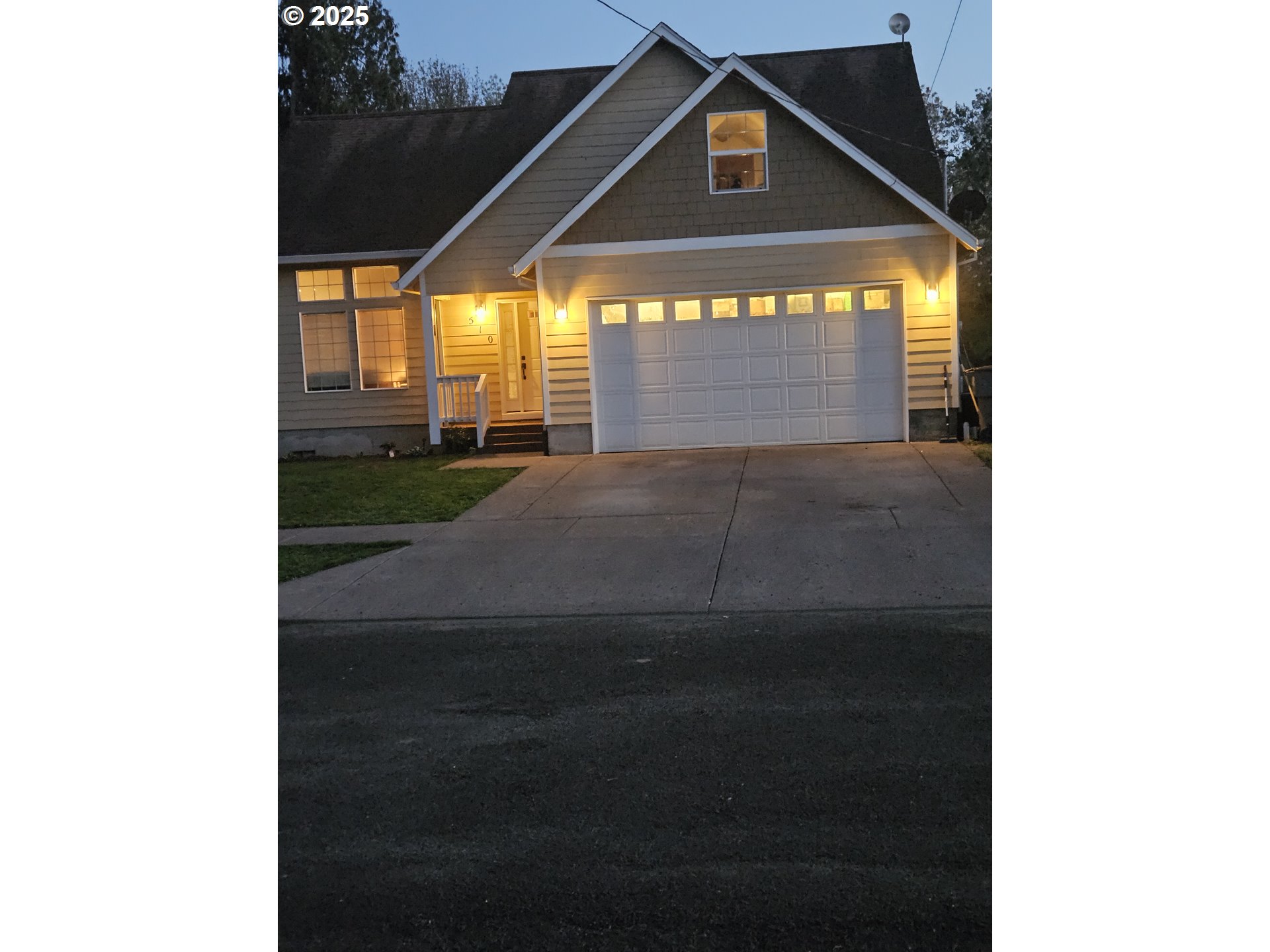 510 YAMHILL ST, Sheridan, OR 97378