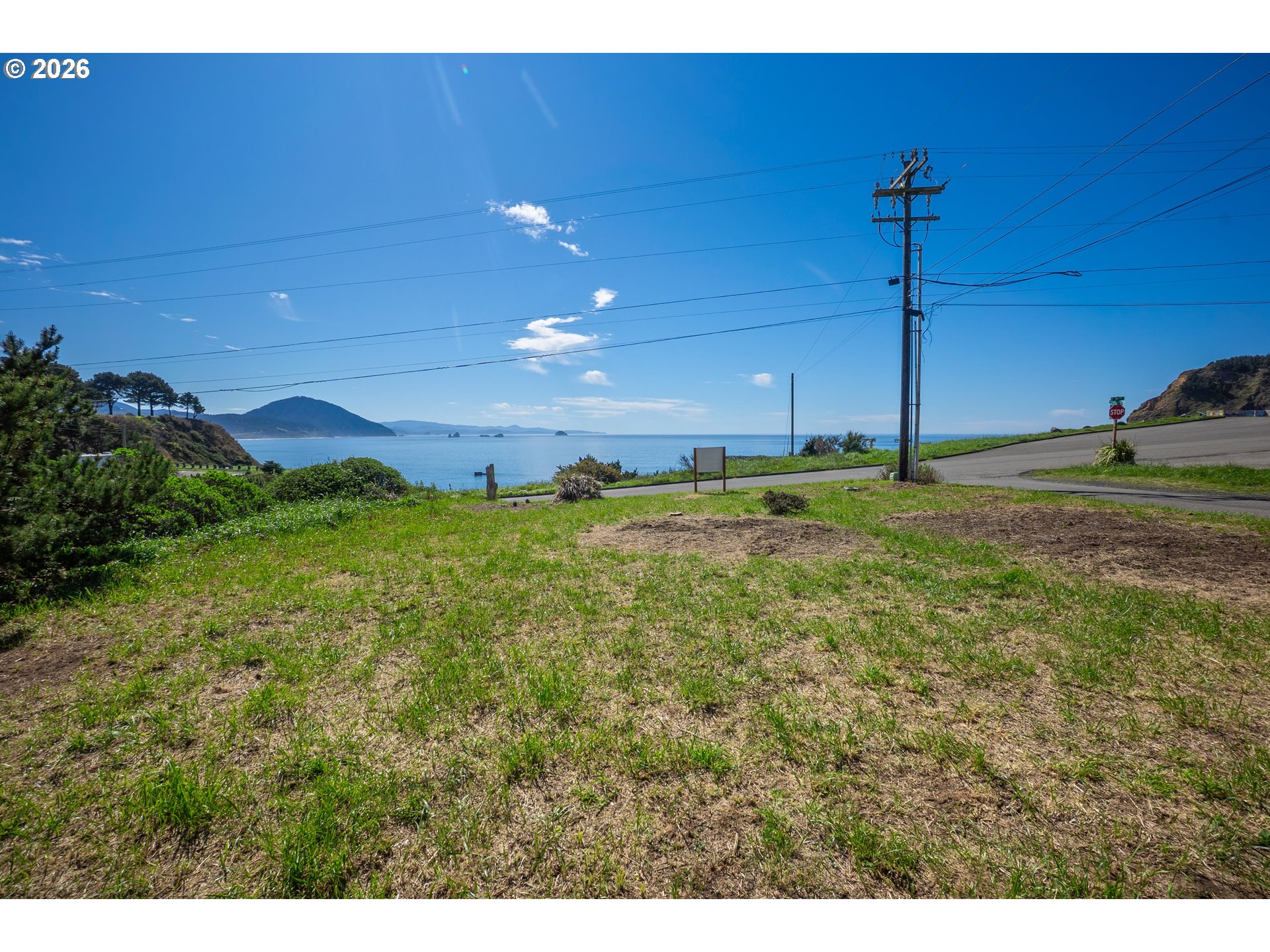 440 5TH ST, PortOrford, OR 97465