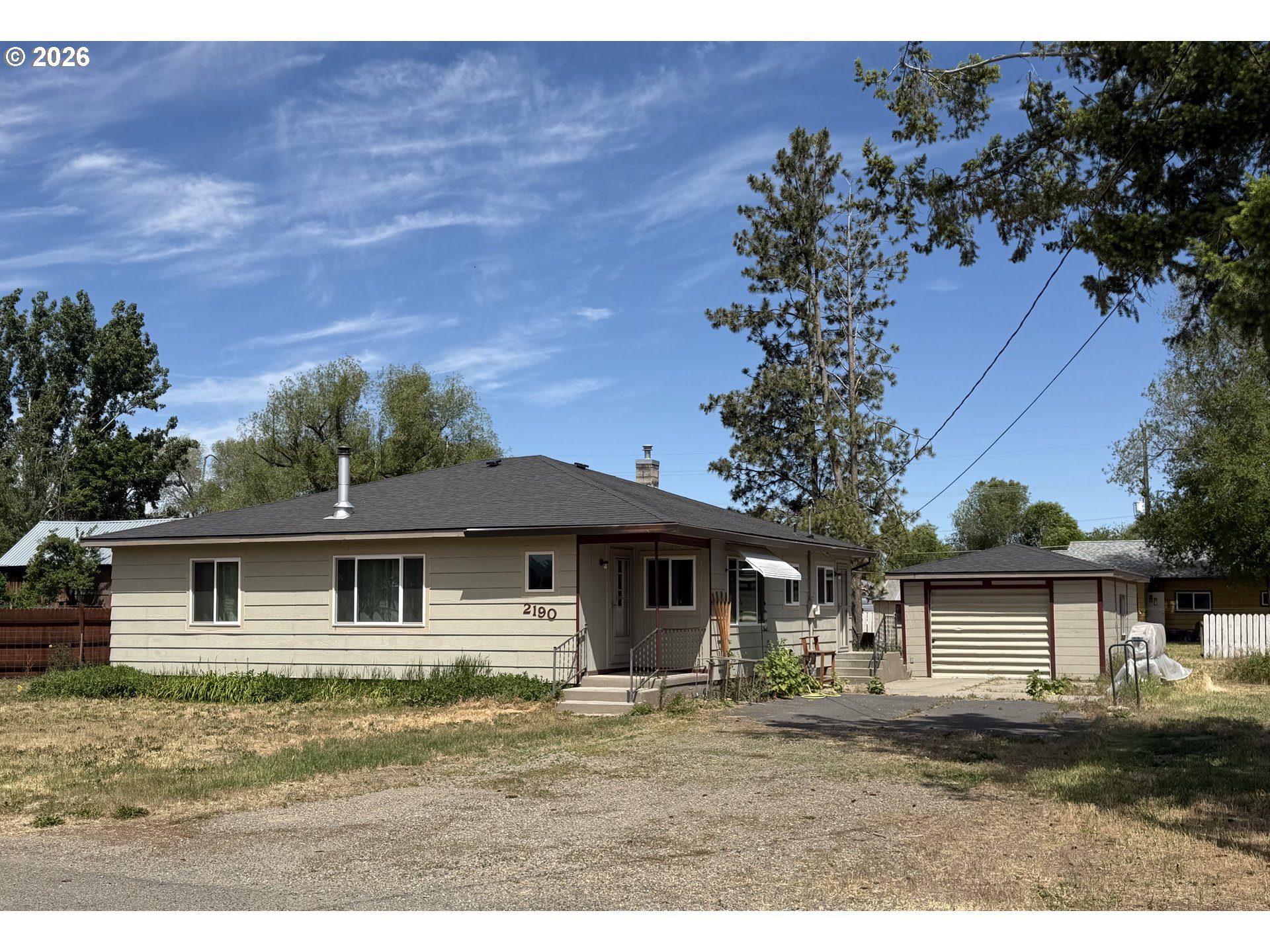 2190 18TH ST, BakerCity, OR 97814