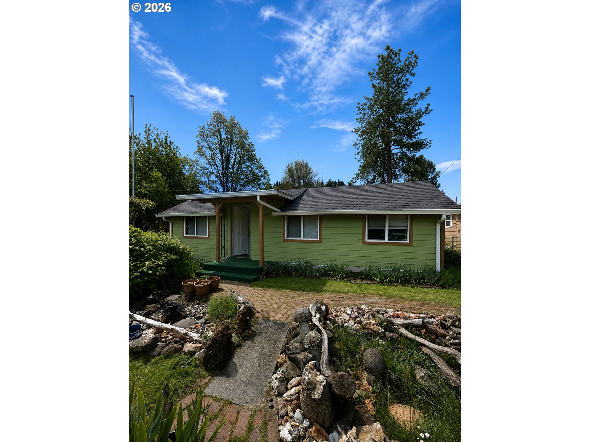 1649 ELM ST, SweetHome, OR 97386