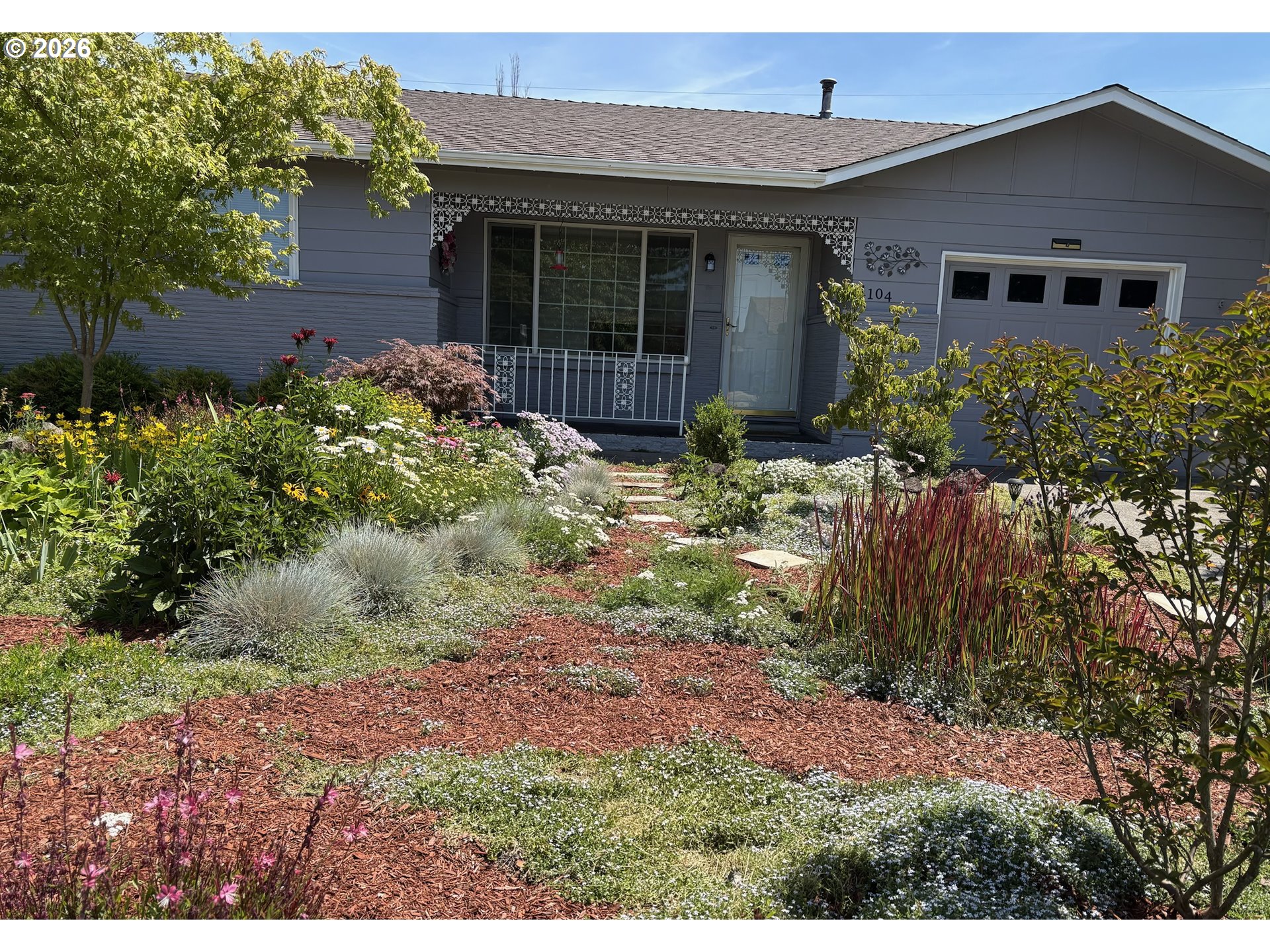 1104 STANFIELD RD, Woodburn, OR 97071