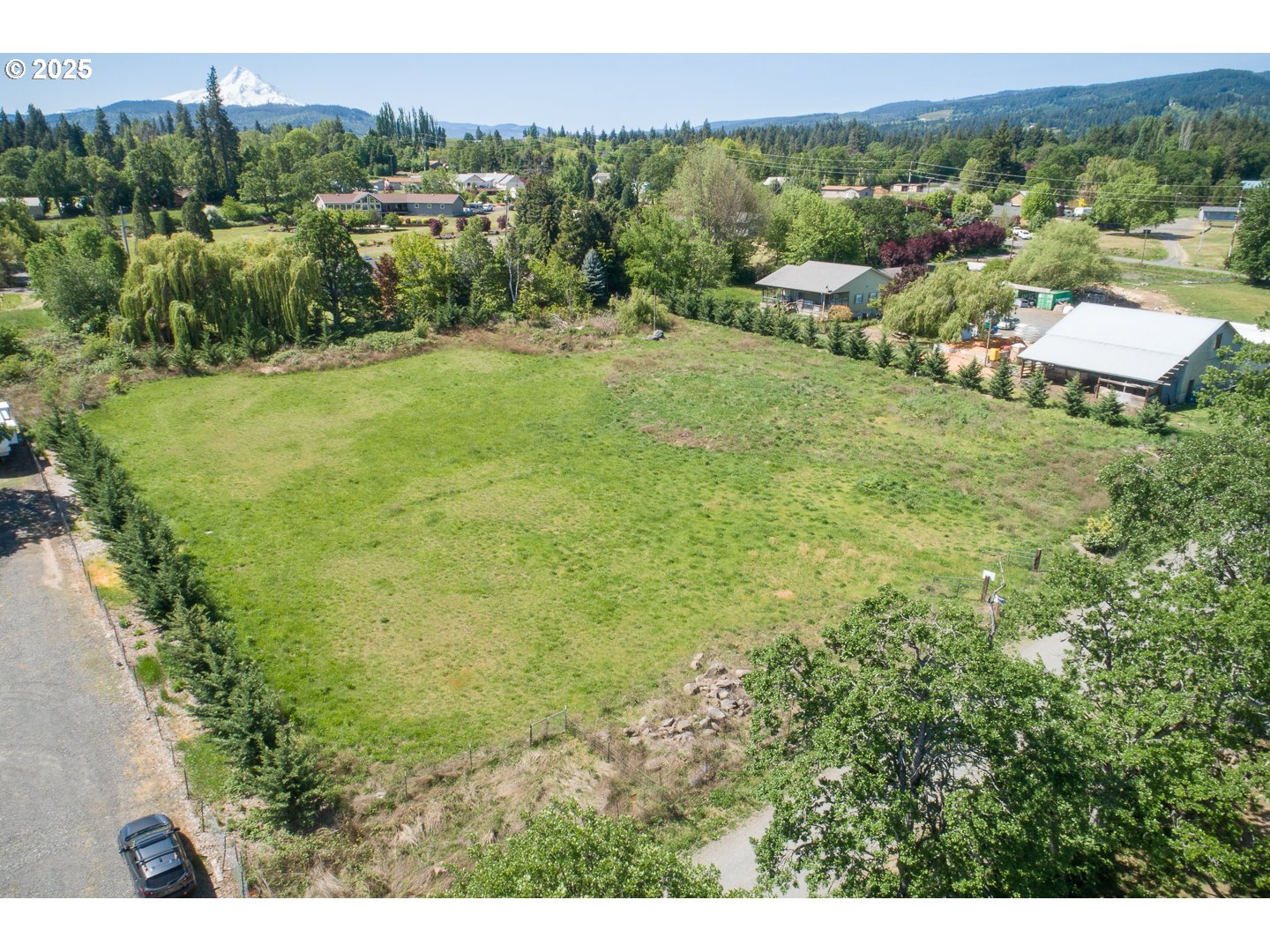 Douglas Fir DR, HoodRiver, OR 97031
