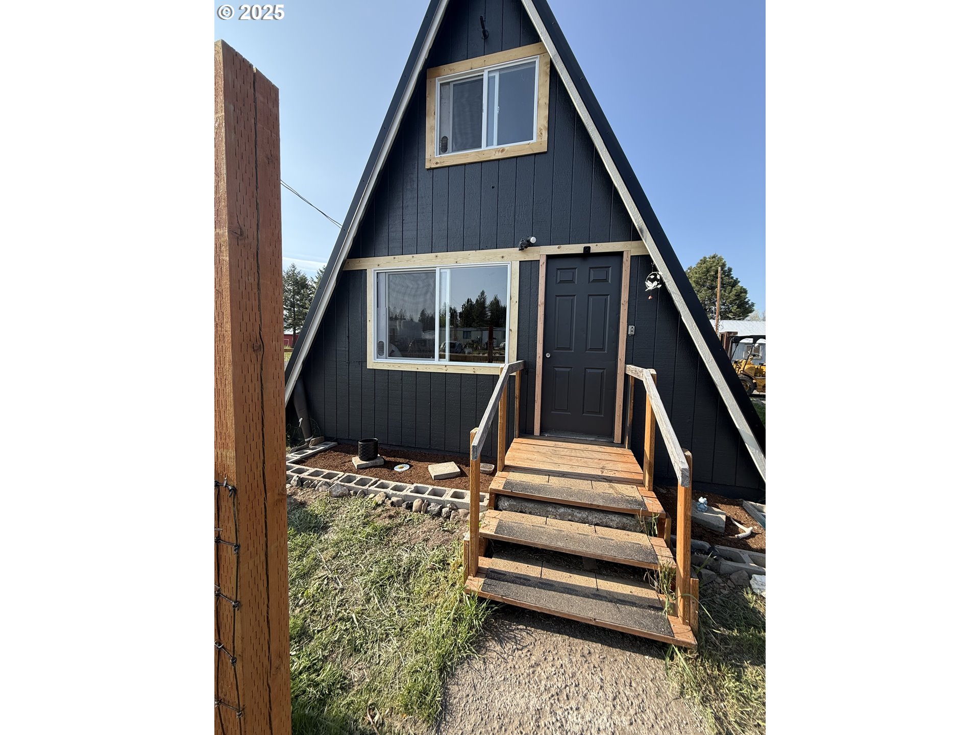 112 State ST, Ukiah, OR 97880