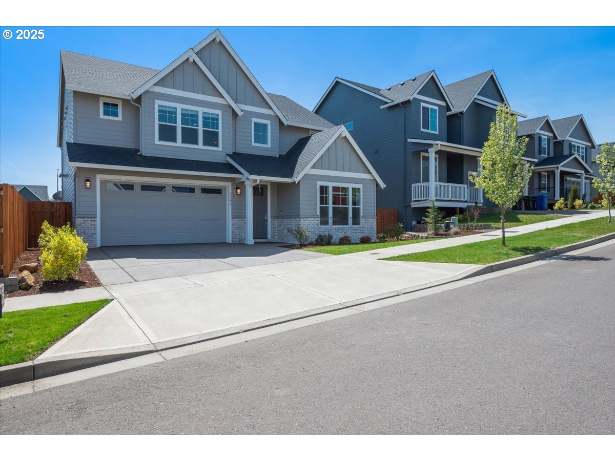 2754 INNA AVE, Salem, OR 97304