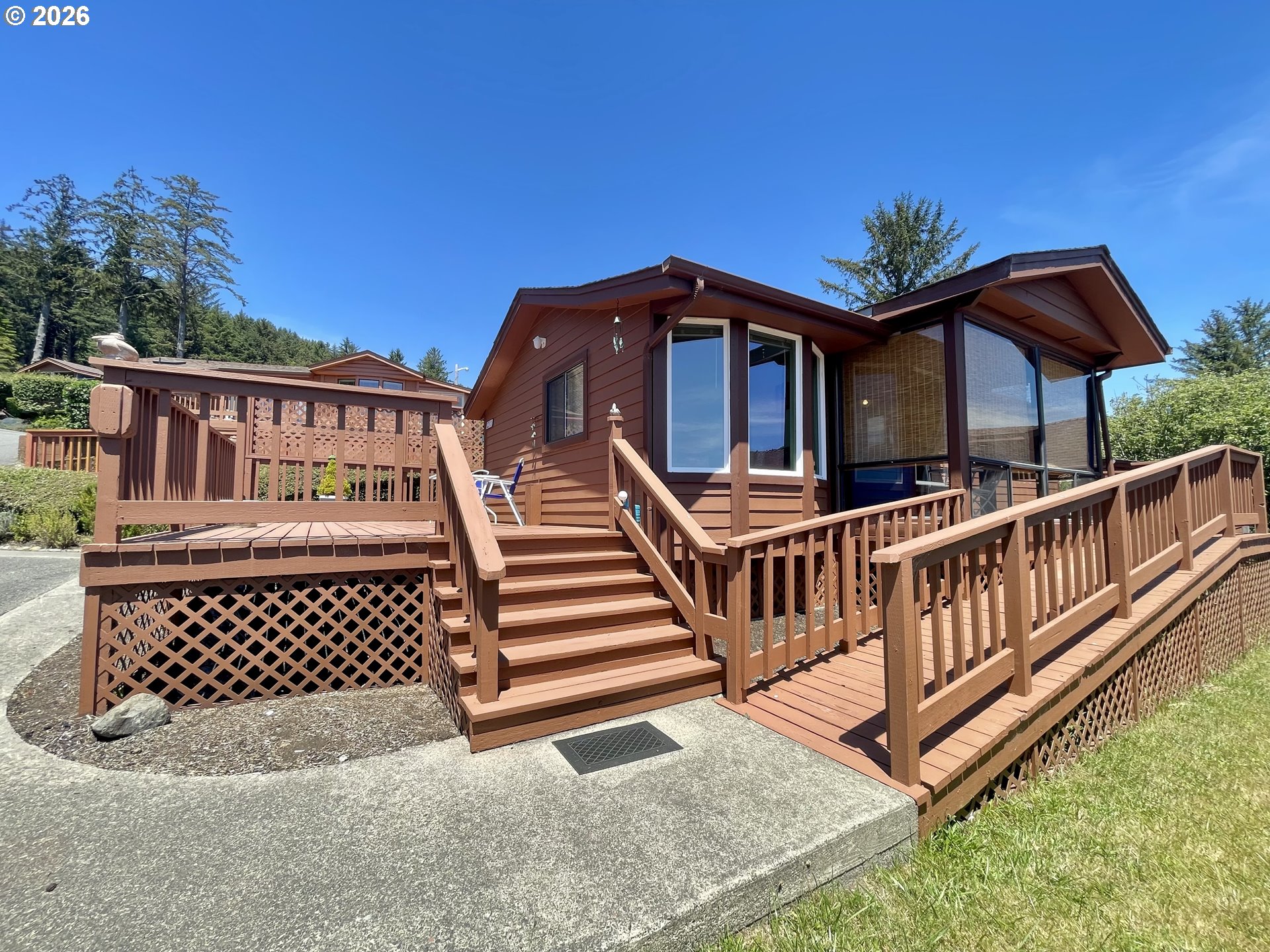 19921 WHALESHEAD RD, Brookings, OR 97415