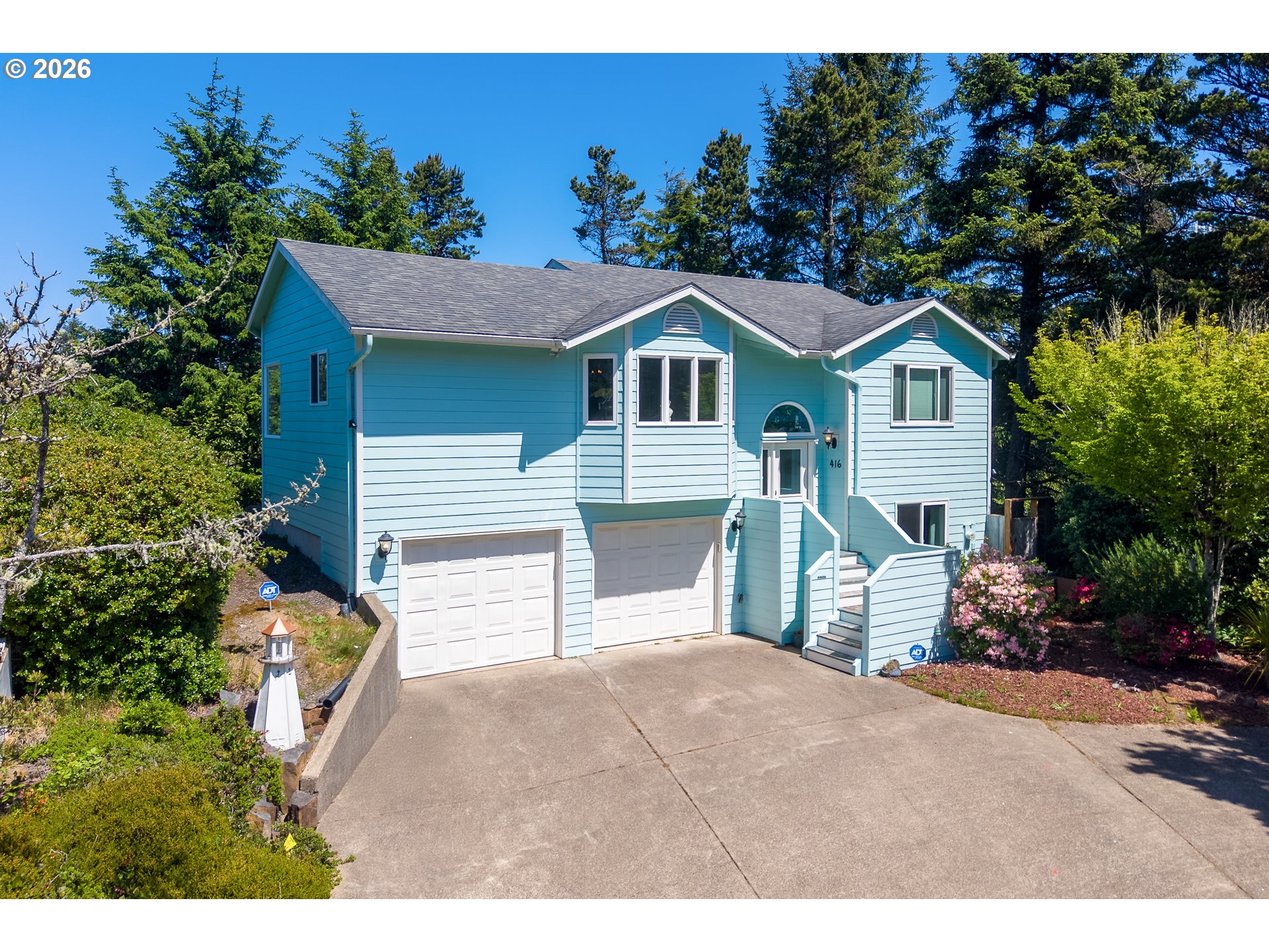 416 19TH CT, Newport, OR 97365