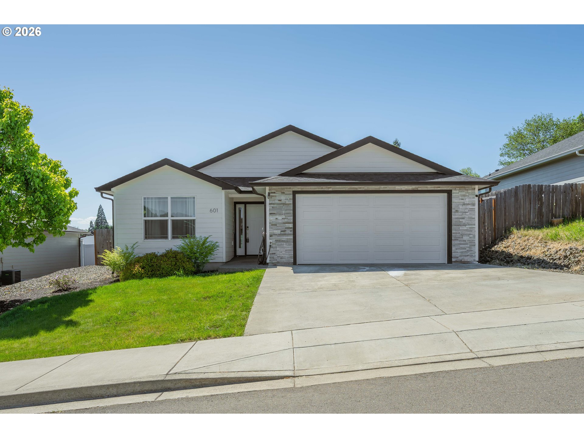 601 ROSE RIDGE DR, Winston, OR 97496