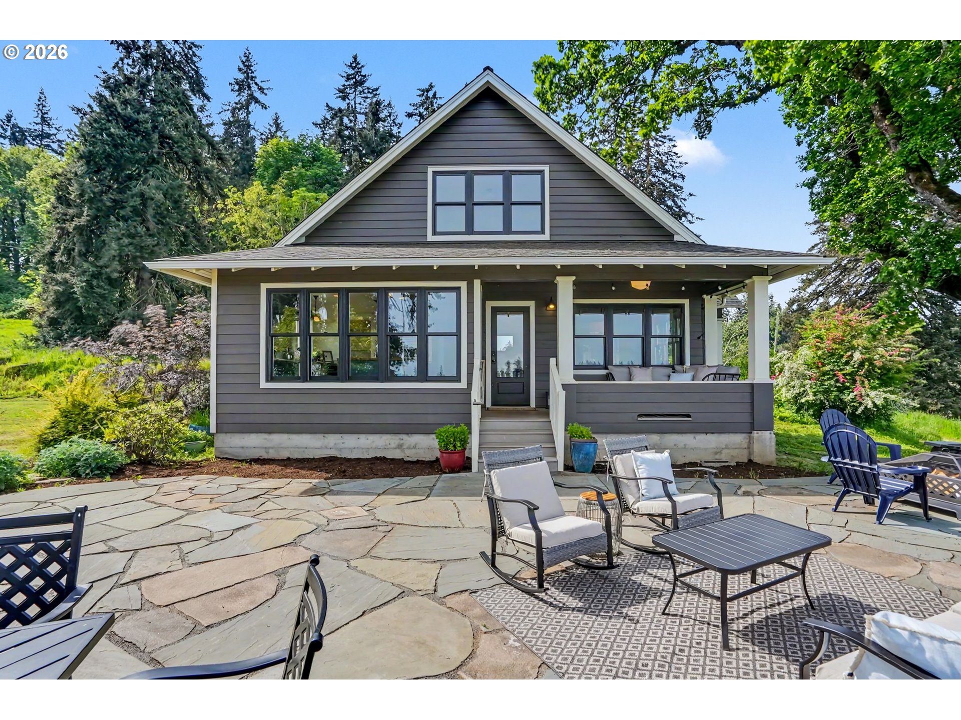 17135 HERIGSTAD RD, Silverton, OR 97381