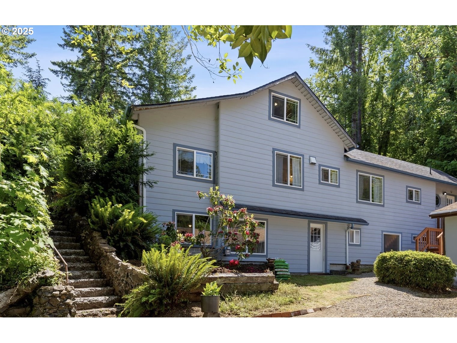 935 HIGHWAY 20, Toledo, OR 97391
