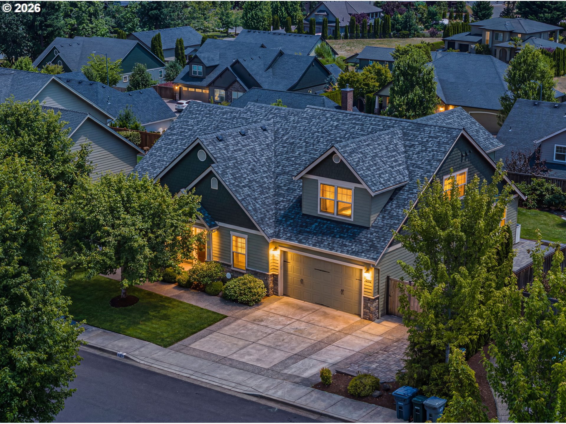 6095 GRAYSTONE LOOP, Springfield, OR 97478