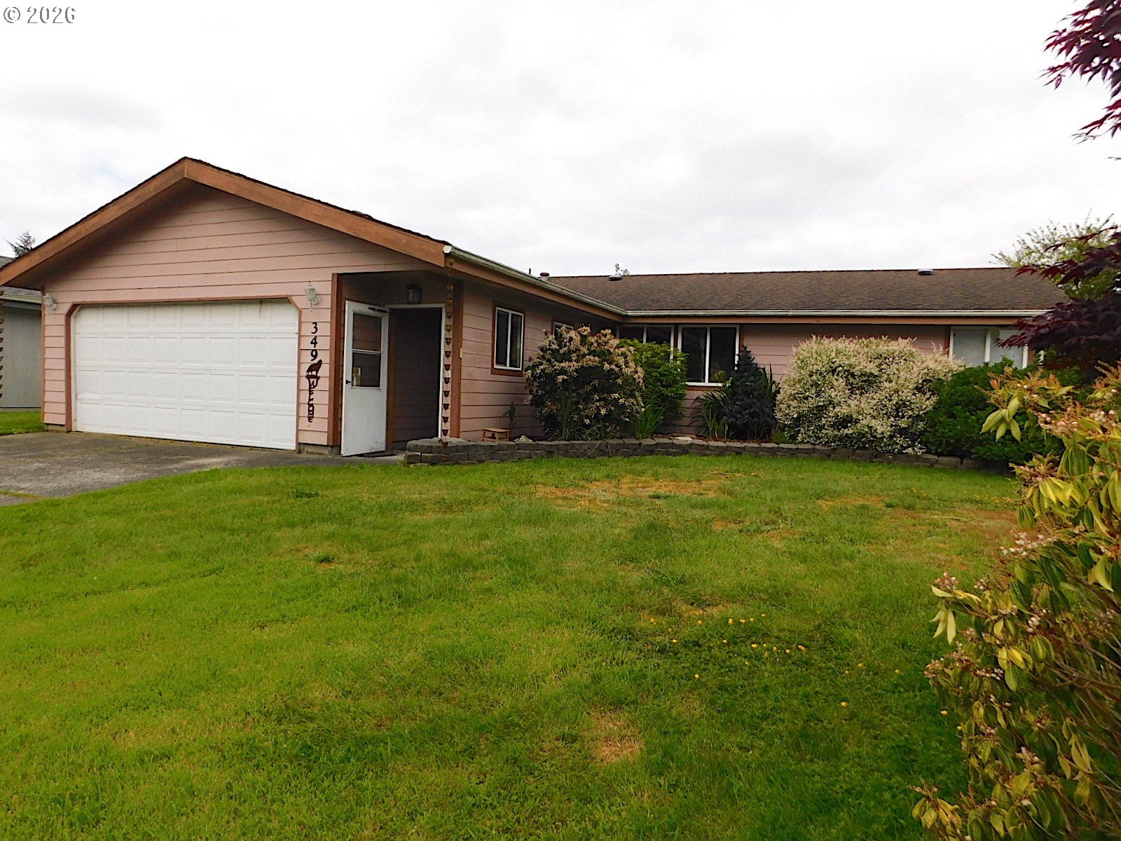 1100 Warrenton DR, Warrenton, OR 97146