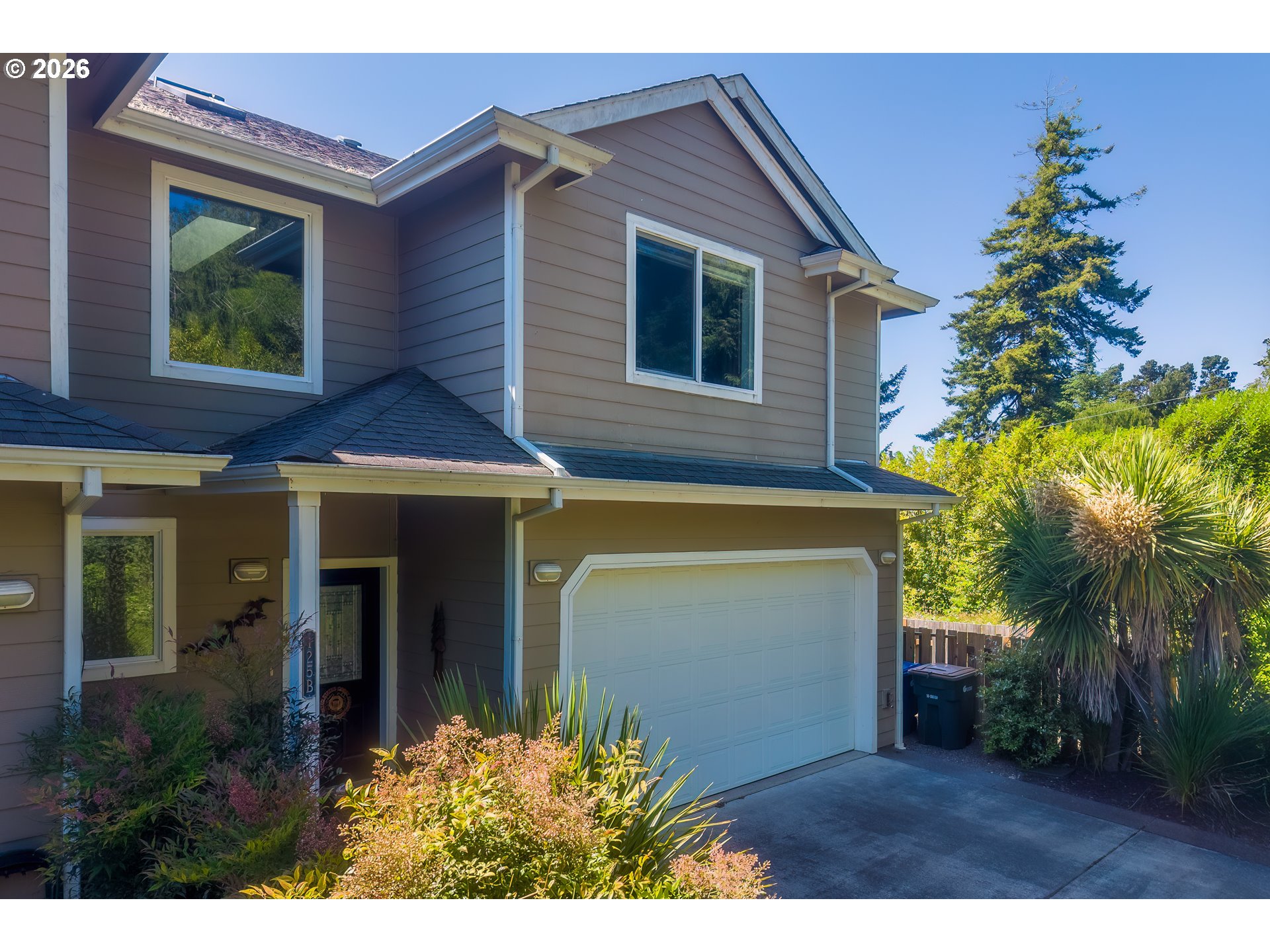 125 LINCOLN ST, Newport, OR 97365