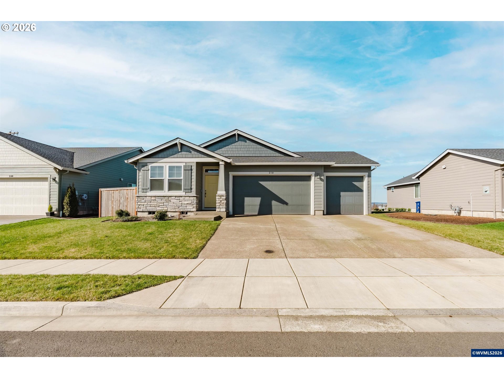 210 WALNUT ST, MtAngel, OR 97362