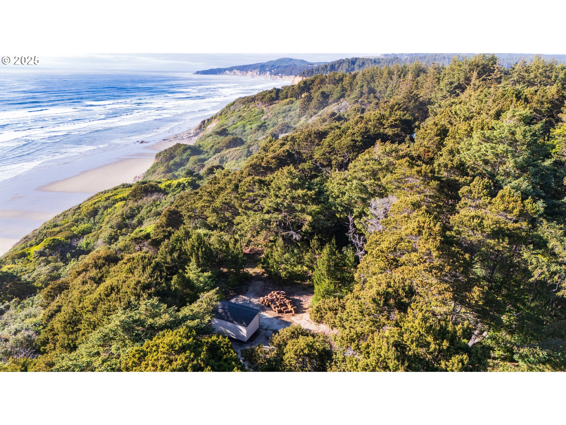 88677 WHITING LN, Bandon, OR 97411