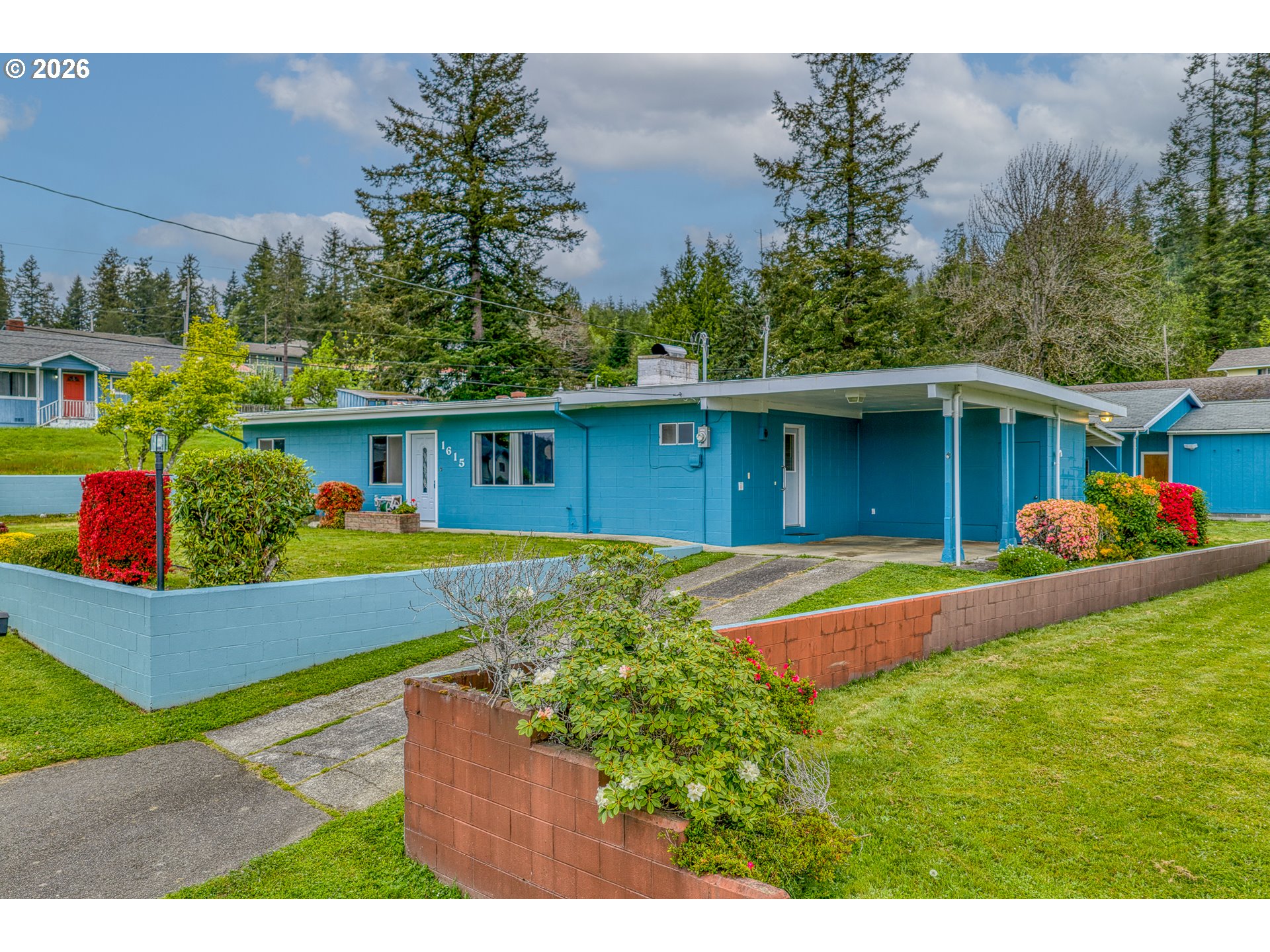 1615 19TH ST, MyrtlePoint, OR 97458