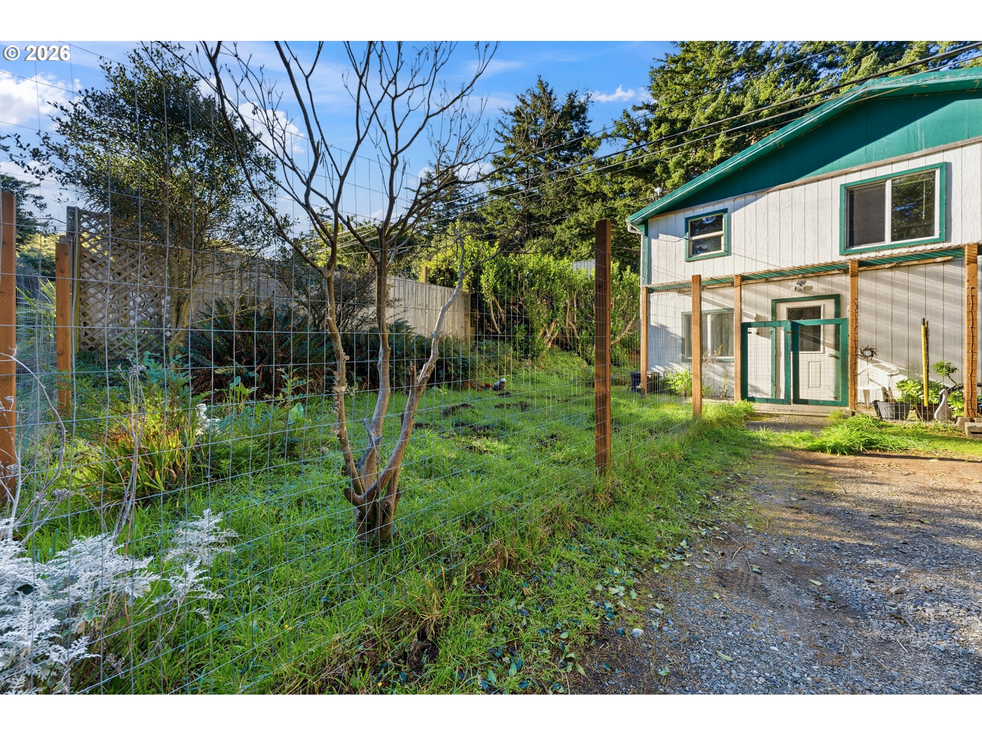 805 COAST GUARD HILL RD, PortOrford, OR 97465