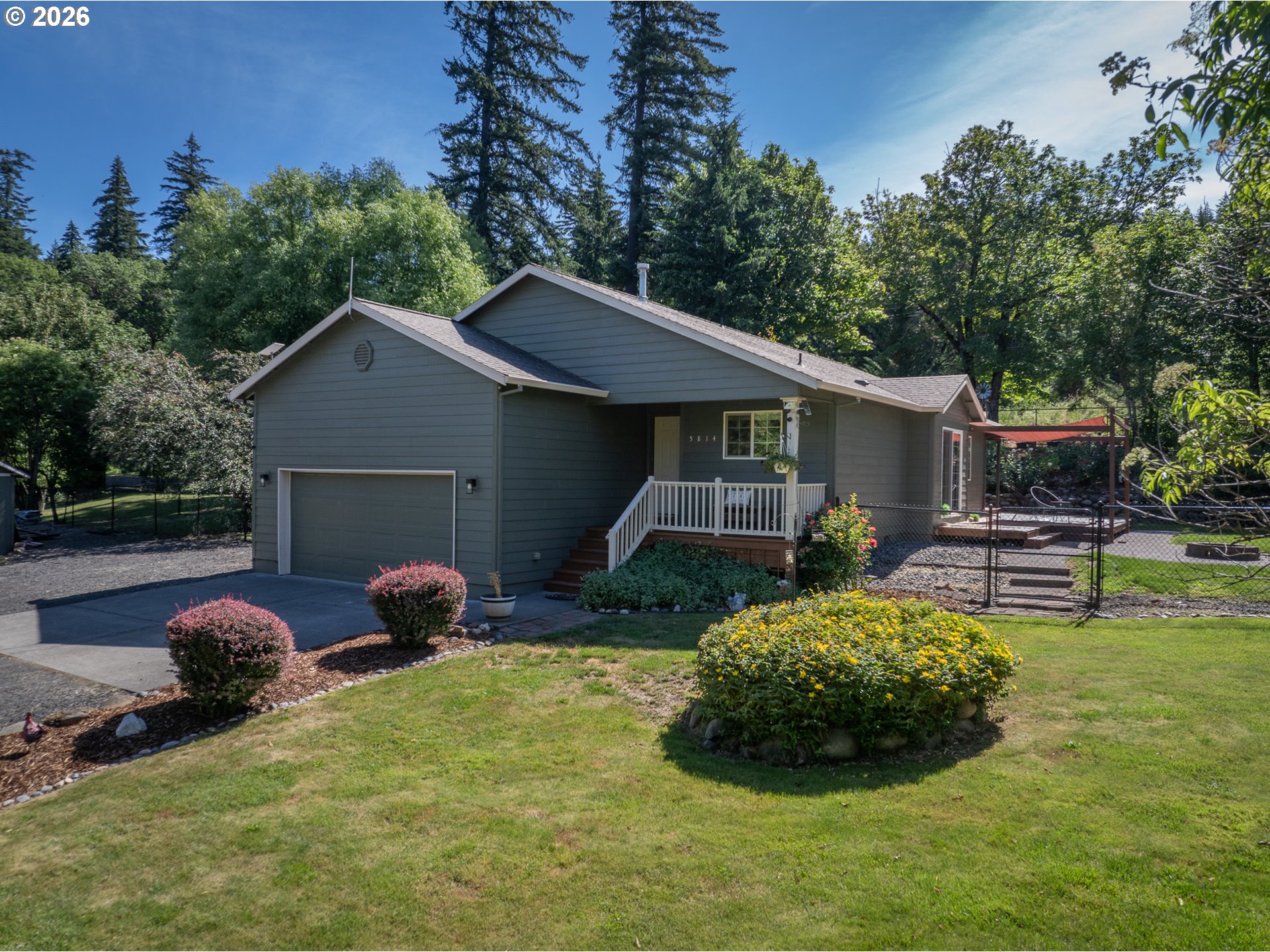 5814 IOWA DR, HoodRiver, OR 97031