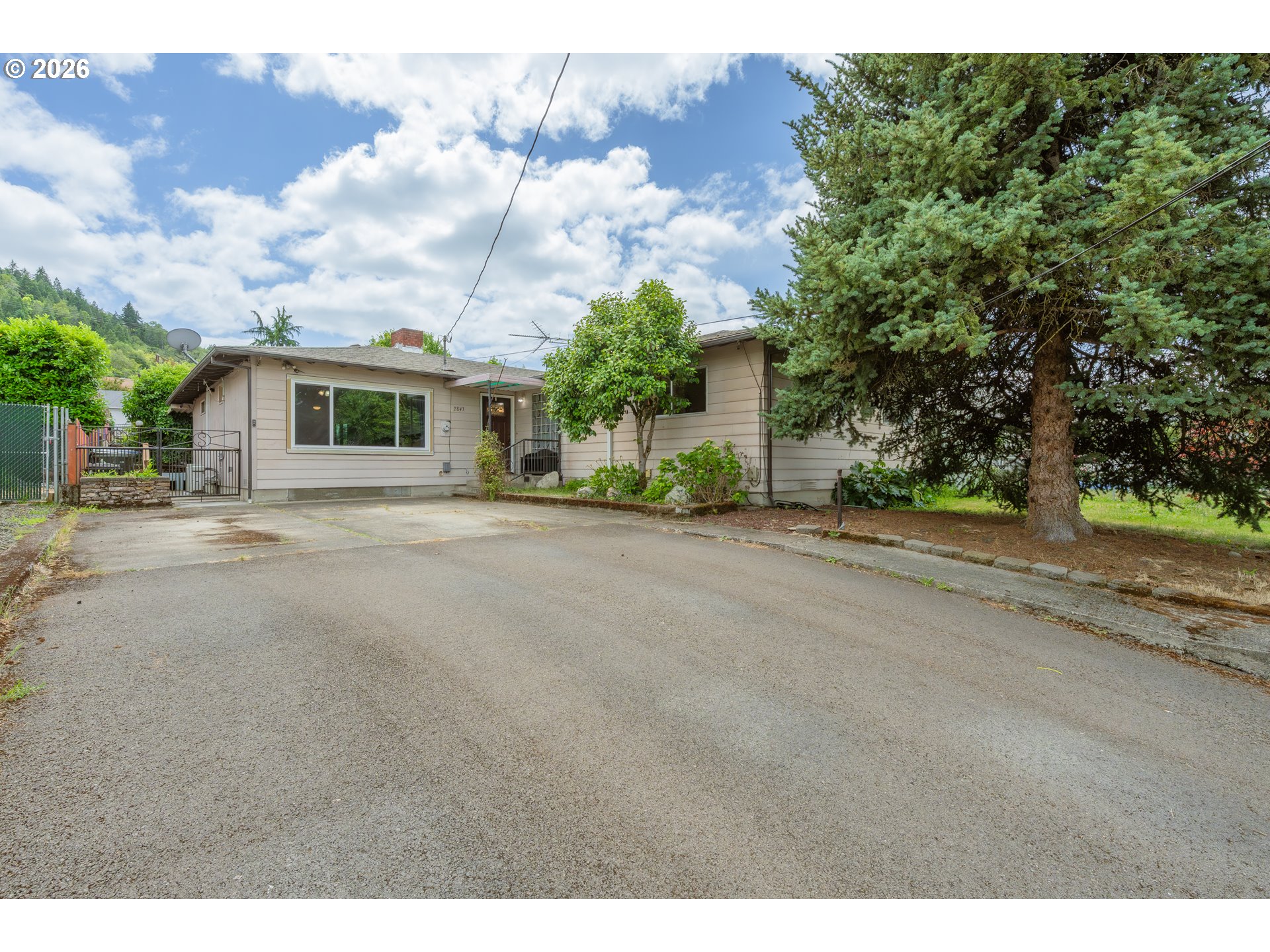 2843 SANDERS AVE, Roseburg, OR 97471