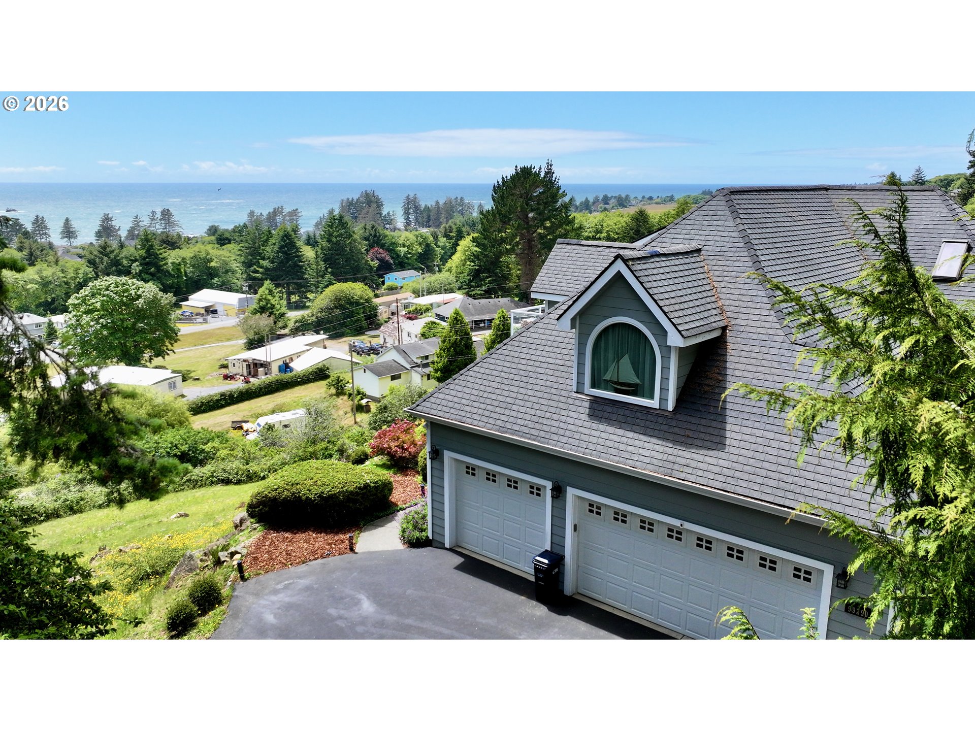 99290 OVERLOOK RD, Brookings, OR 97415