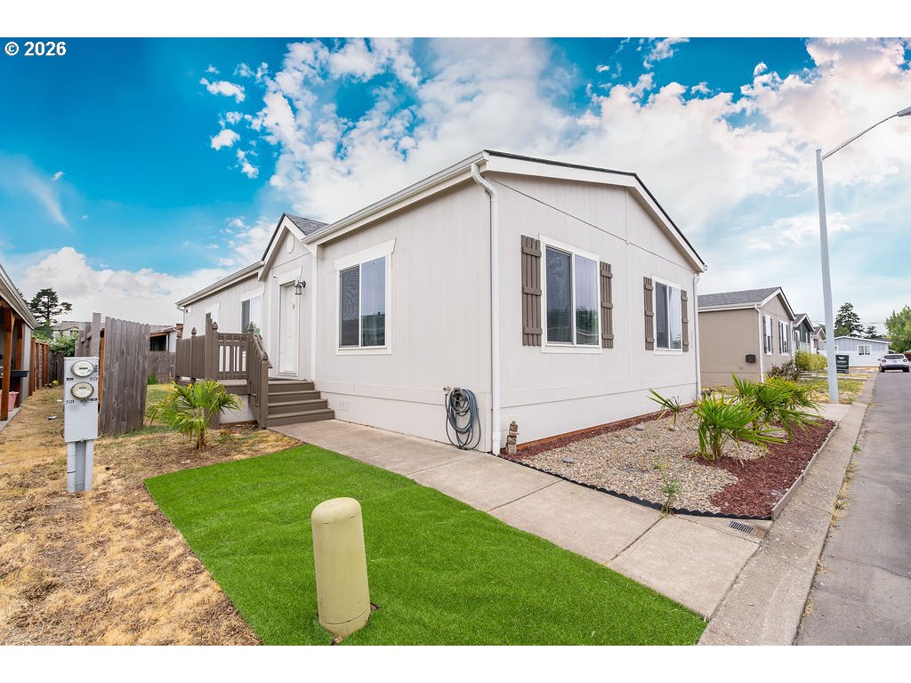 5270 CRYSTAL ST, Salem, OR 97305