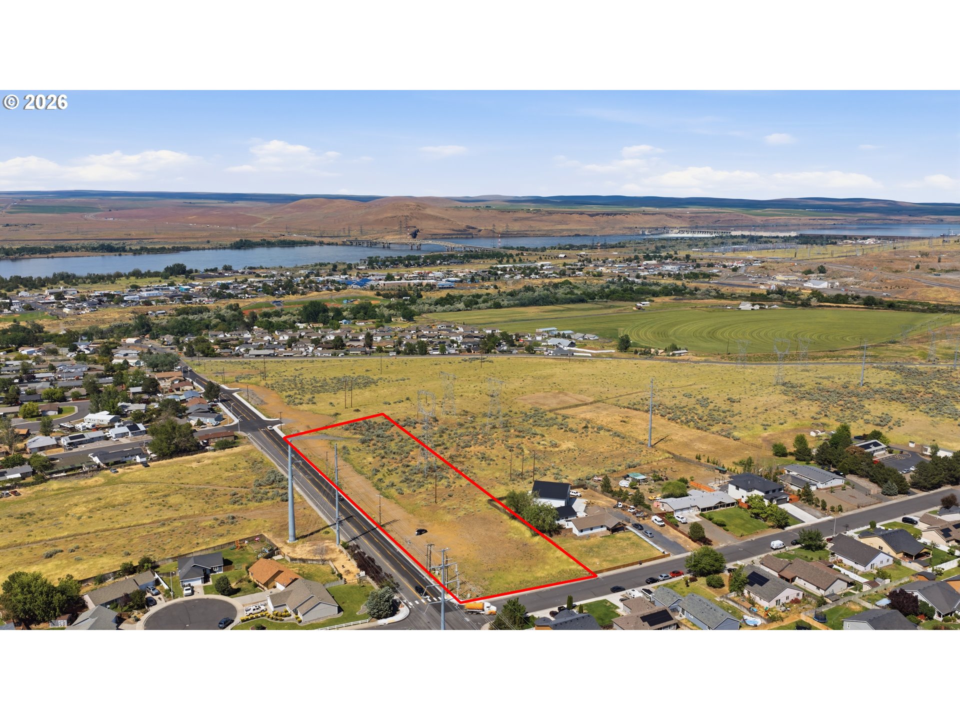 311 PINE TREE AVE, Umatilla, OR 97882
