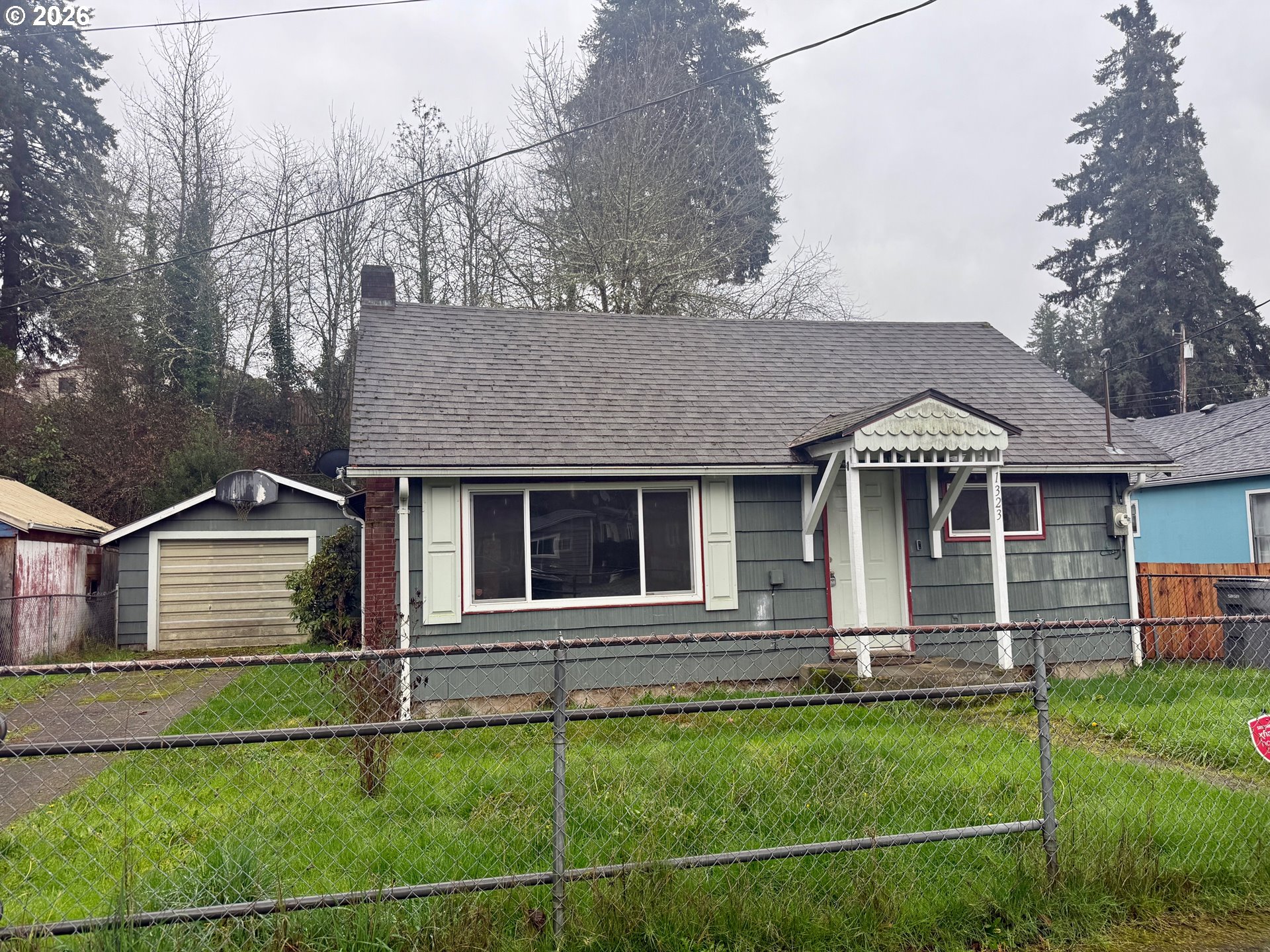 1323 HAWTHORNE ST, SweetHome, OR 97386