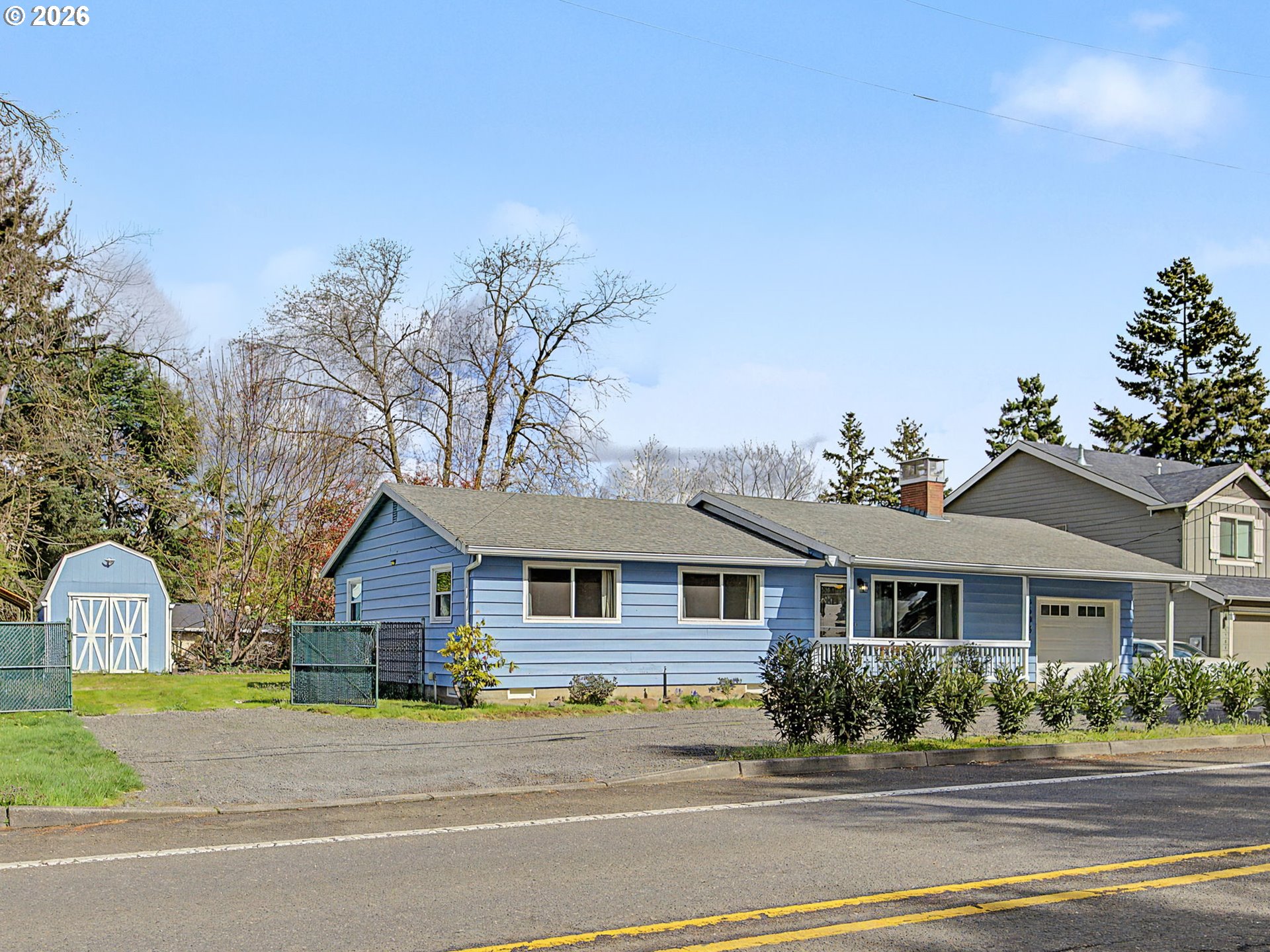 8695 ROOTS RD, Clackamas, OR 97015