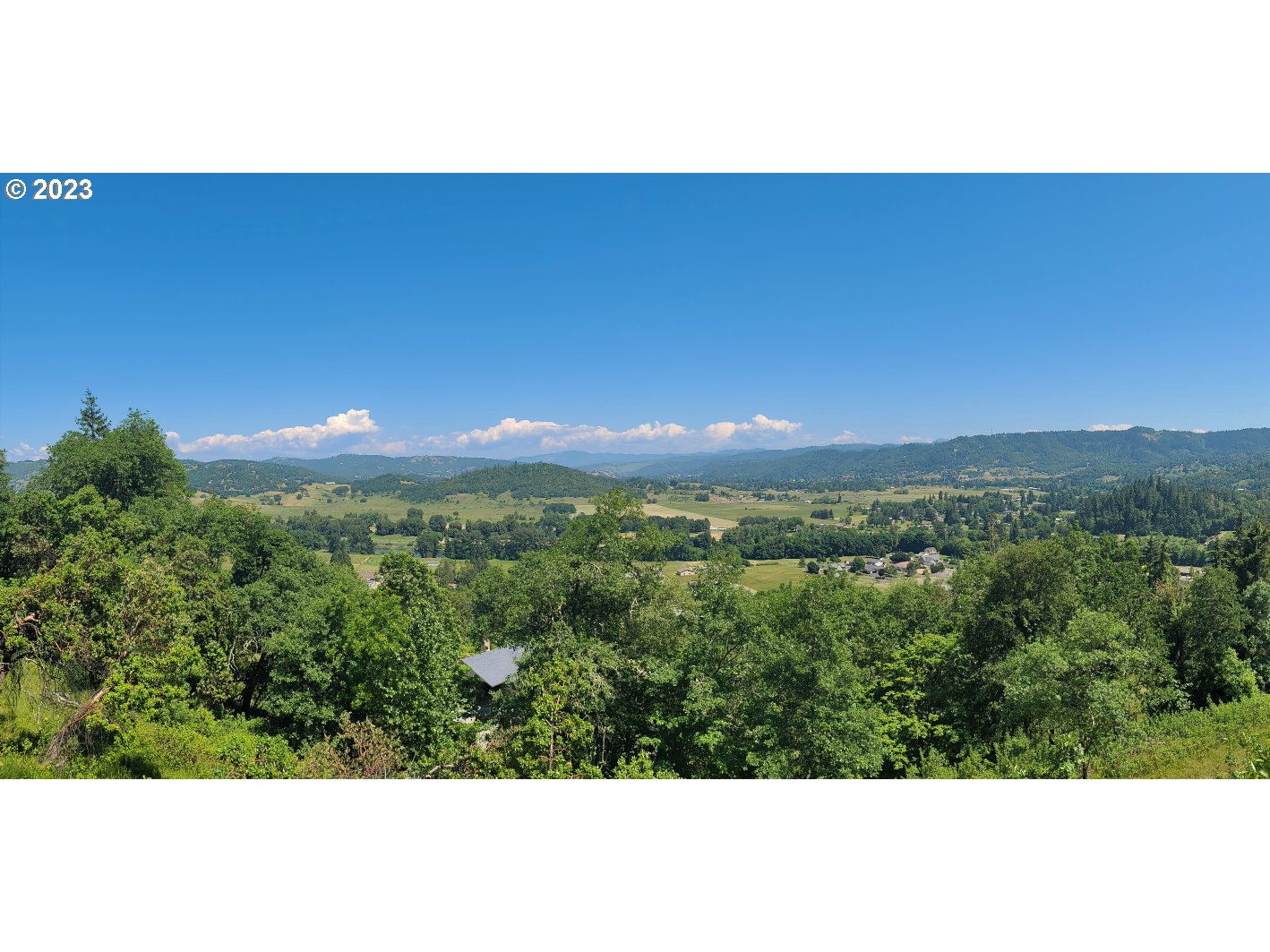 BLACK OAK DR, Roseburg, OR 97471