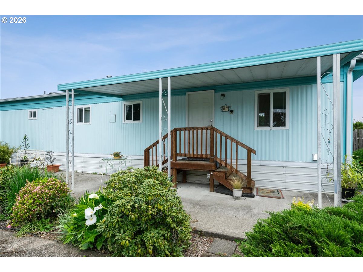 1418 PINE ST, Silverton, OR 97381