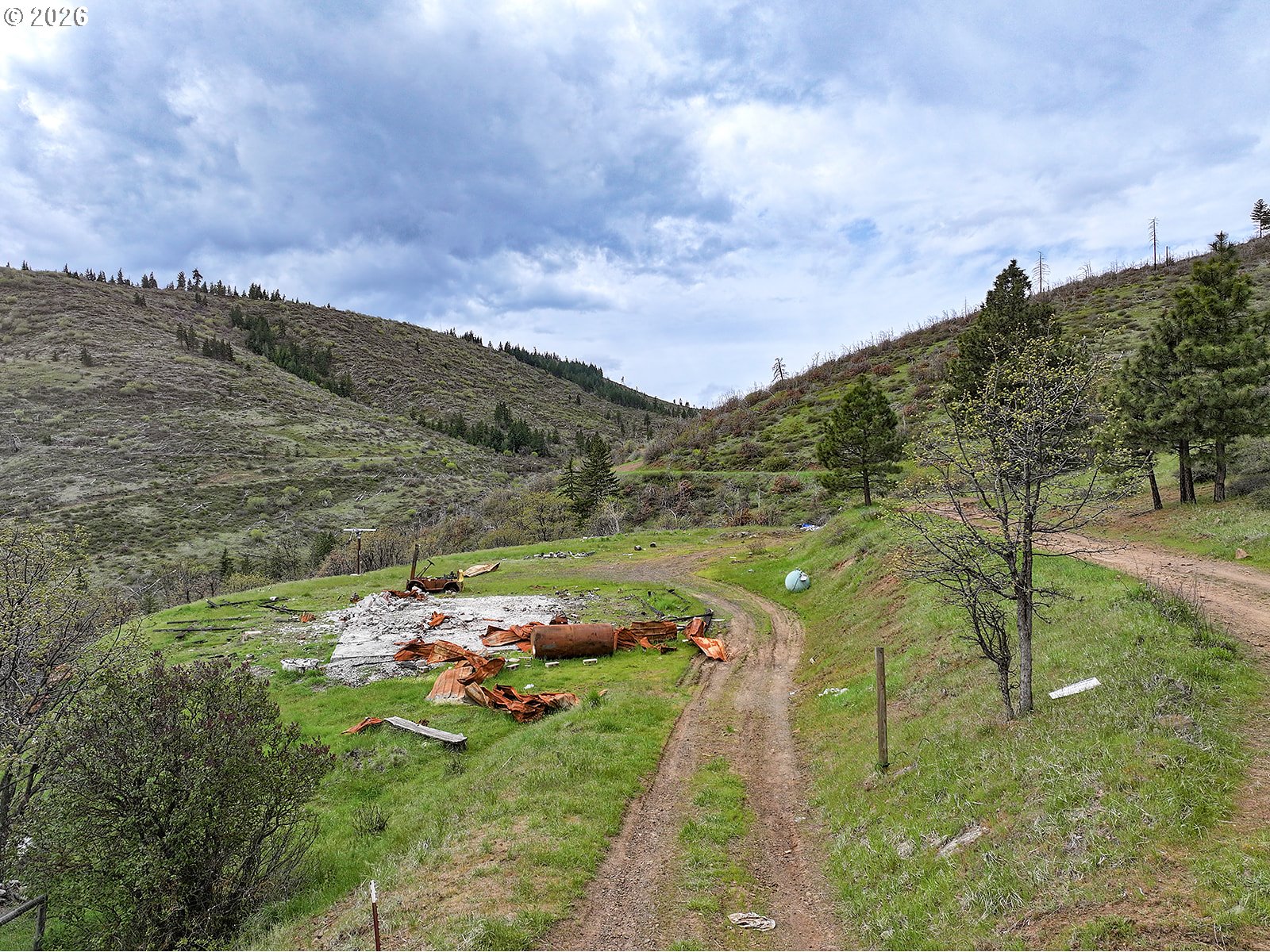8800 UPPER MILL CREEK RD, TheDalles, OR 97058
