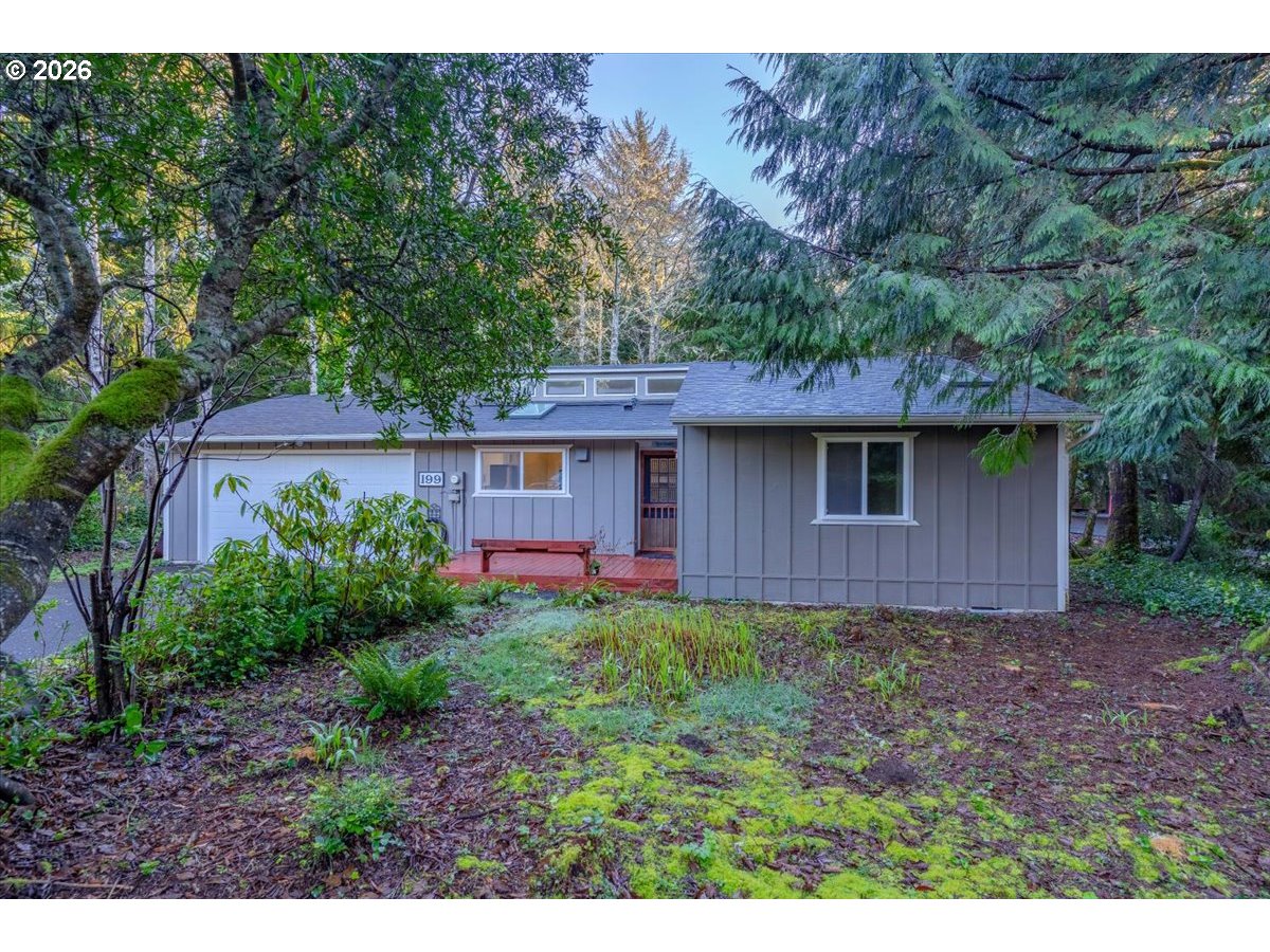 199 THE PINES DR, DepoeBay, OR 97341