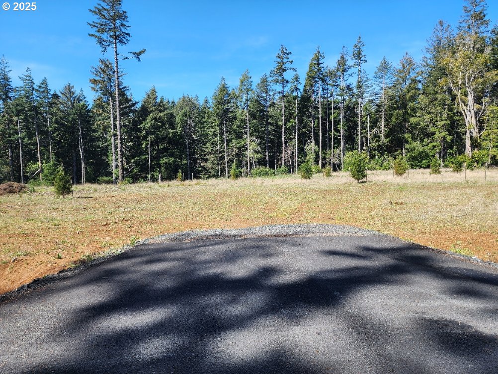 Hubbard Ln., PortOrford, OR 97465