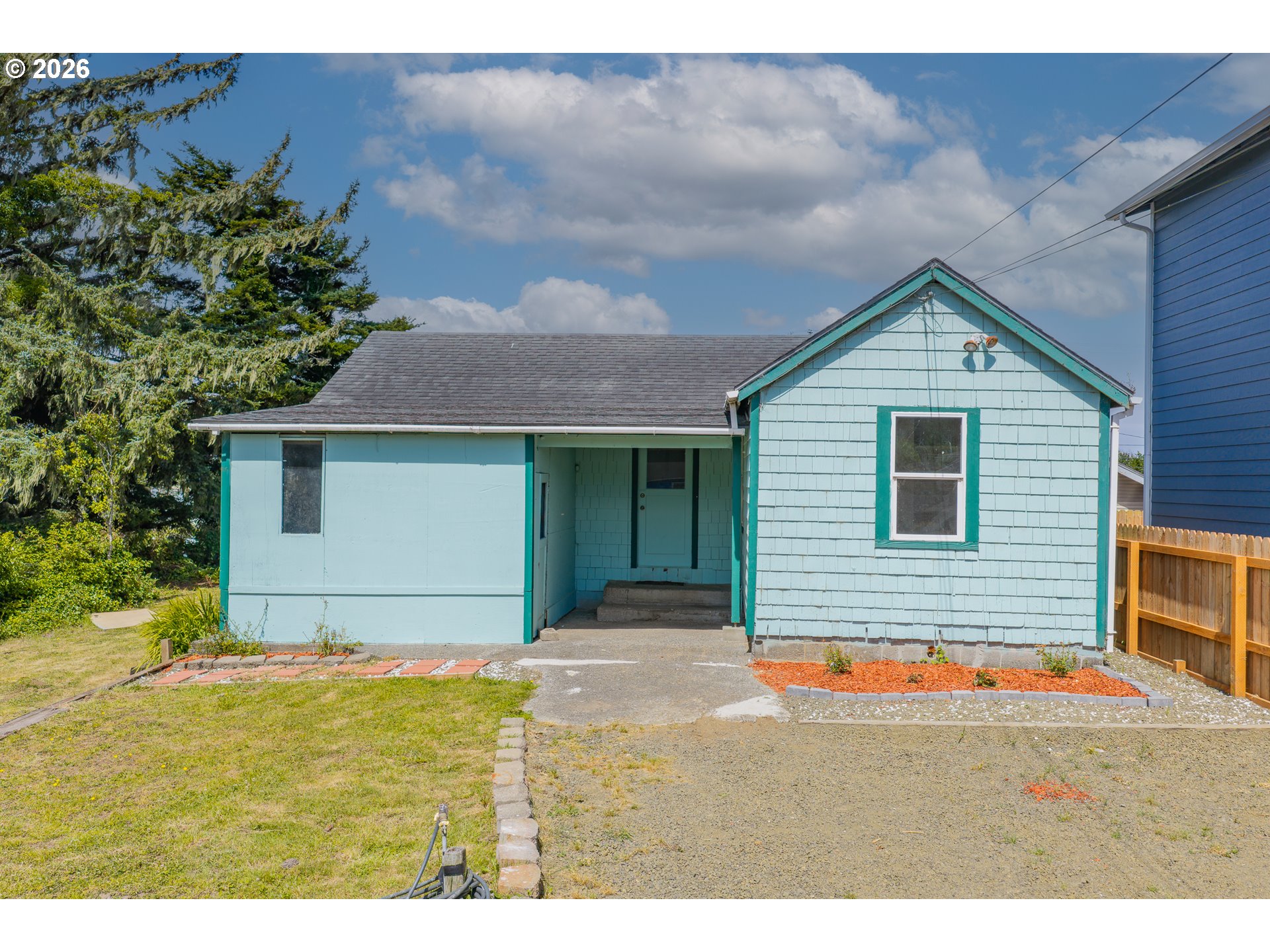 262 MARPLE ST, CoosBay, OR 97420