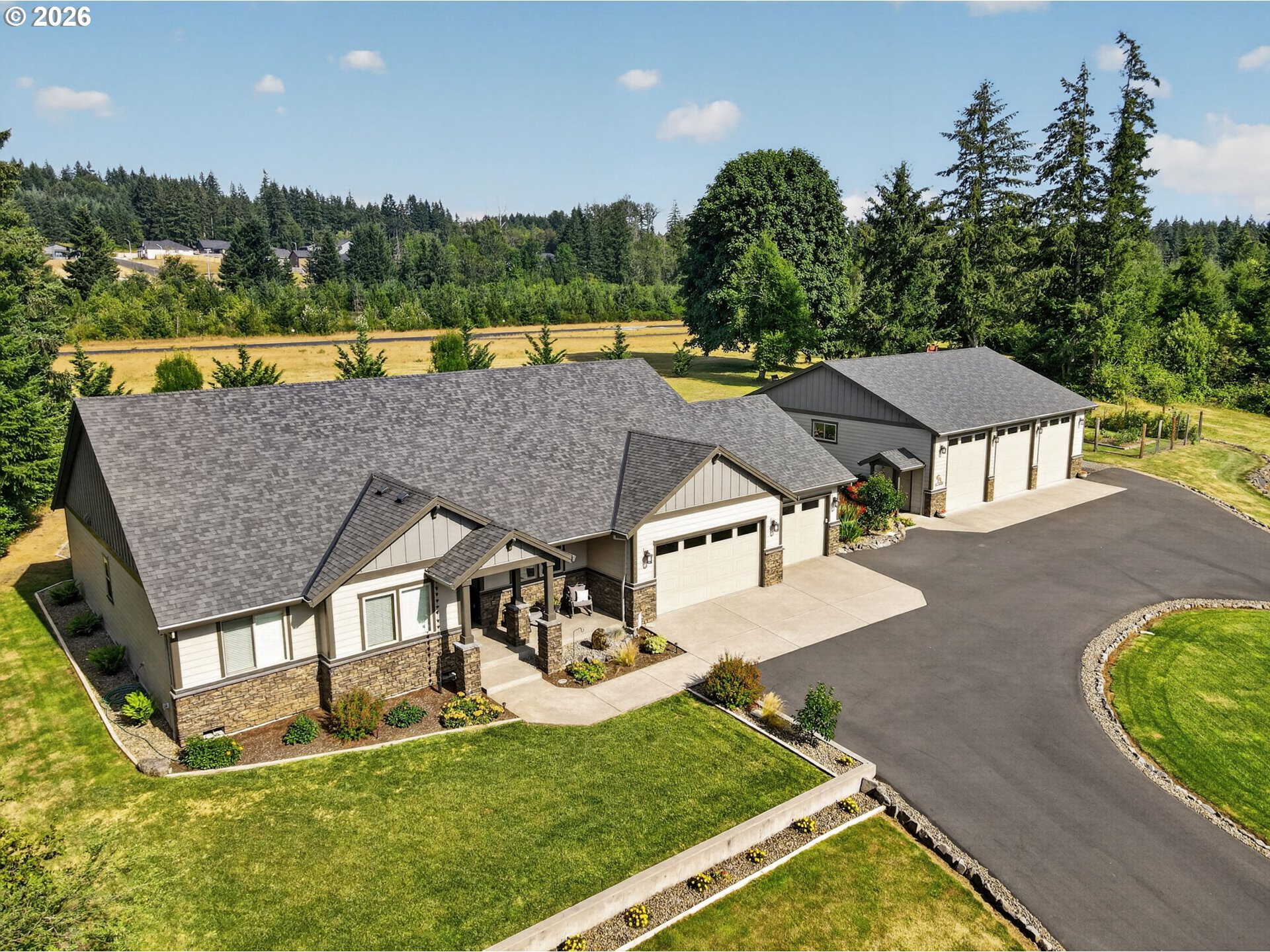 29746 SUNVIEW LN, Estacada, OR 97023