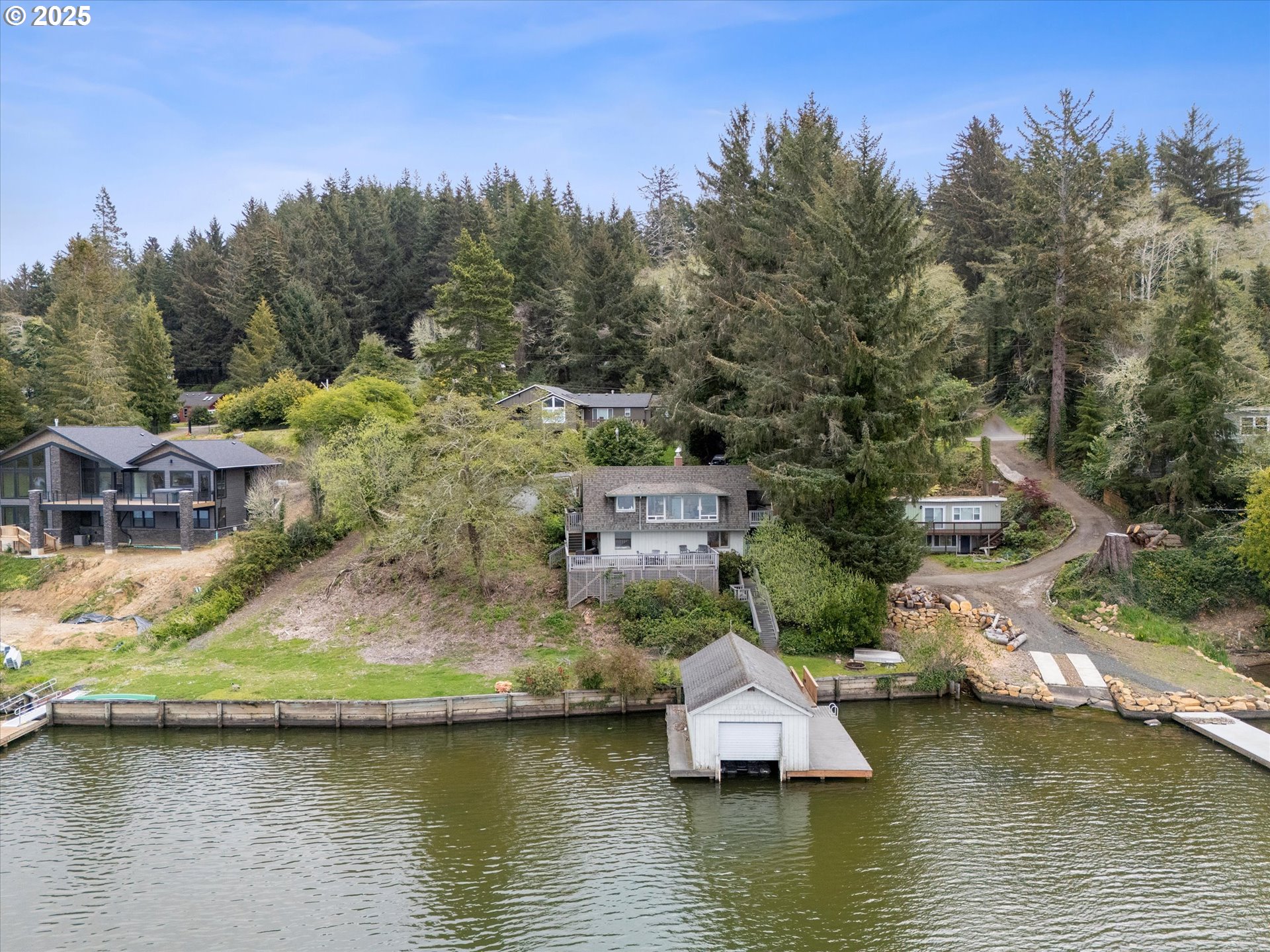 2871 EAST DEVILS LAKE RD, Otis, OR 97368